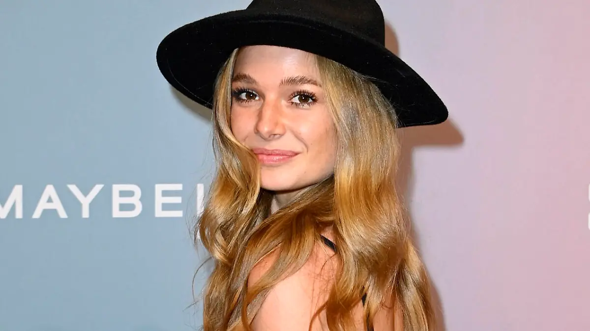 Lola Weippert bei der Levi s Fashion Show auf der About You Fashion Week im Kraftwerk Berlin. Berlin, 13.09.2021 *** Lola Weippert at the Levi s Fashion Show at About You Fashion Week at Kraftwerk Berlin Berlin, 13 09 2021 Foto:xF.xKernx/xFuturexImage