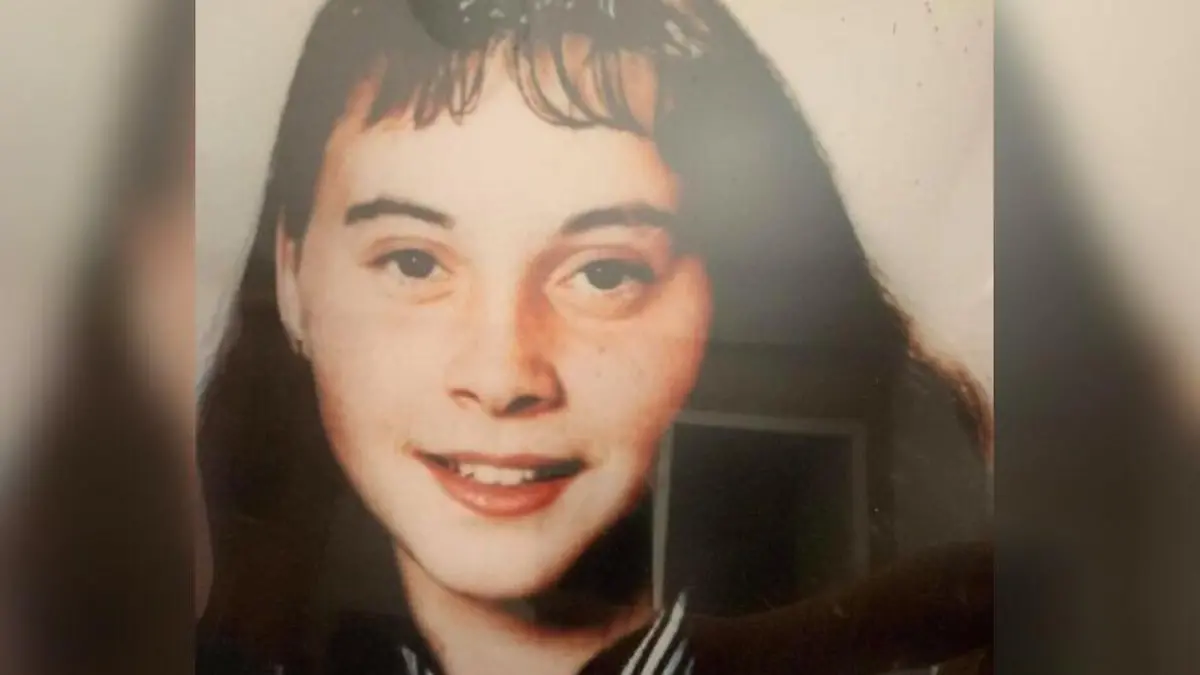 Nadège Desnoix wurde 1994 getötet - man fand sie in der Nähe des technischen Gymnasiums "Jules Verne" im französischen Château-Thierry.