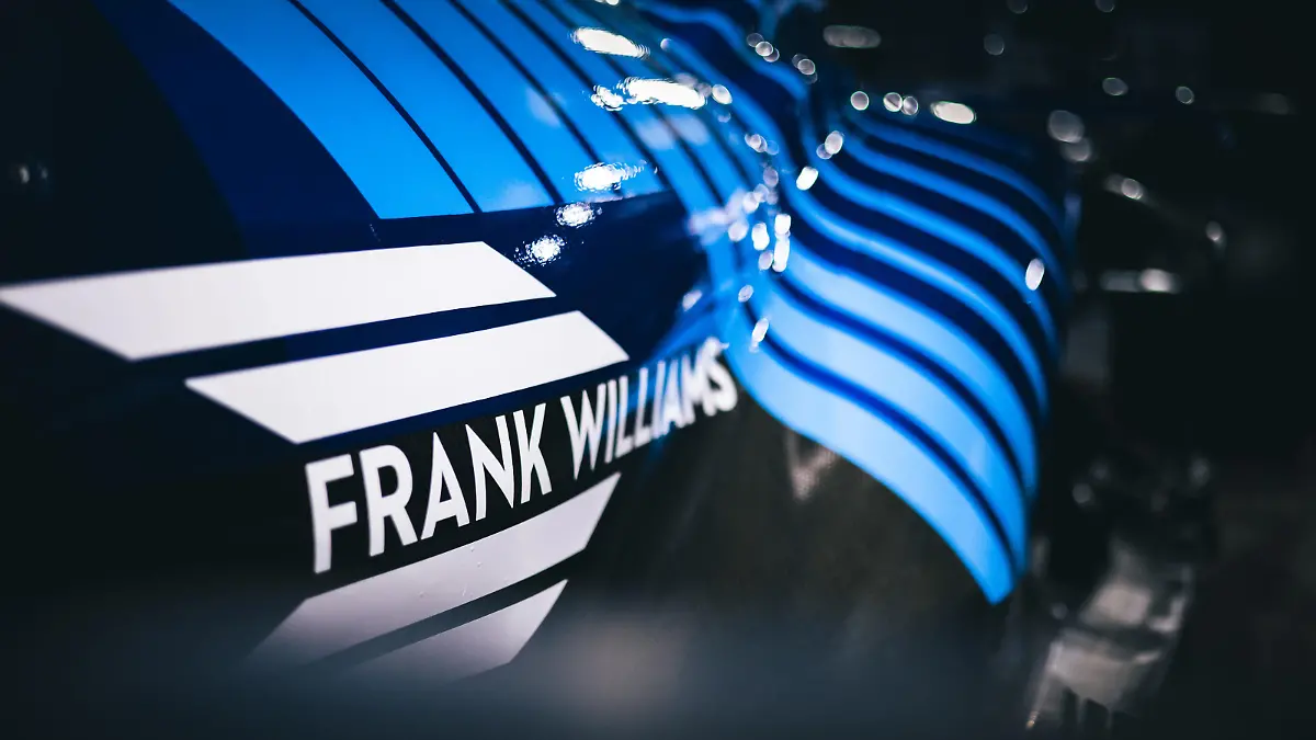 Saudi Arabian Grand Prix - Preparation Day - Jeddah Corniche Circuit. Williams Racing FW43B carrying a tribute to Frank Williams. Saudi Arabian Grand Prix, Thursday 2nd December 2021. Jeddah, Saudi Arabia. URN:64085534
