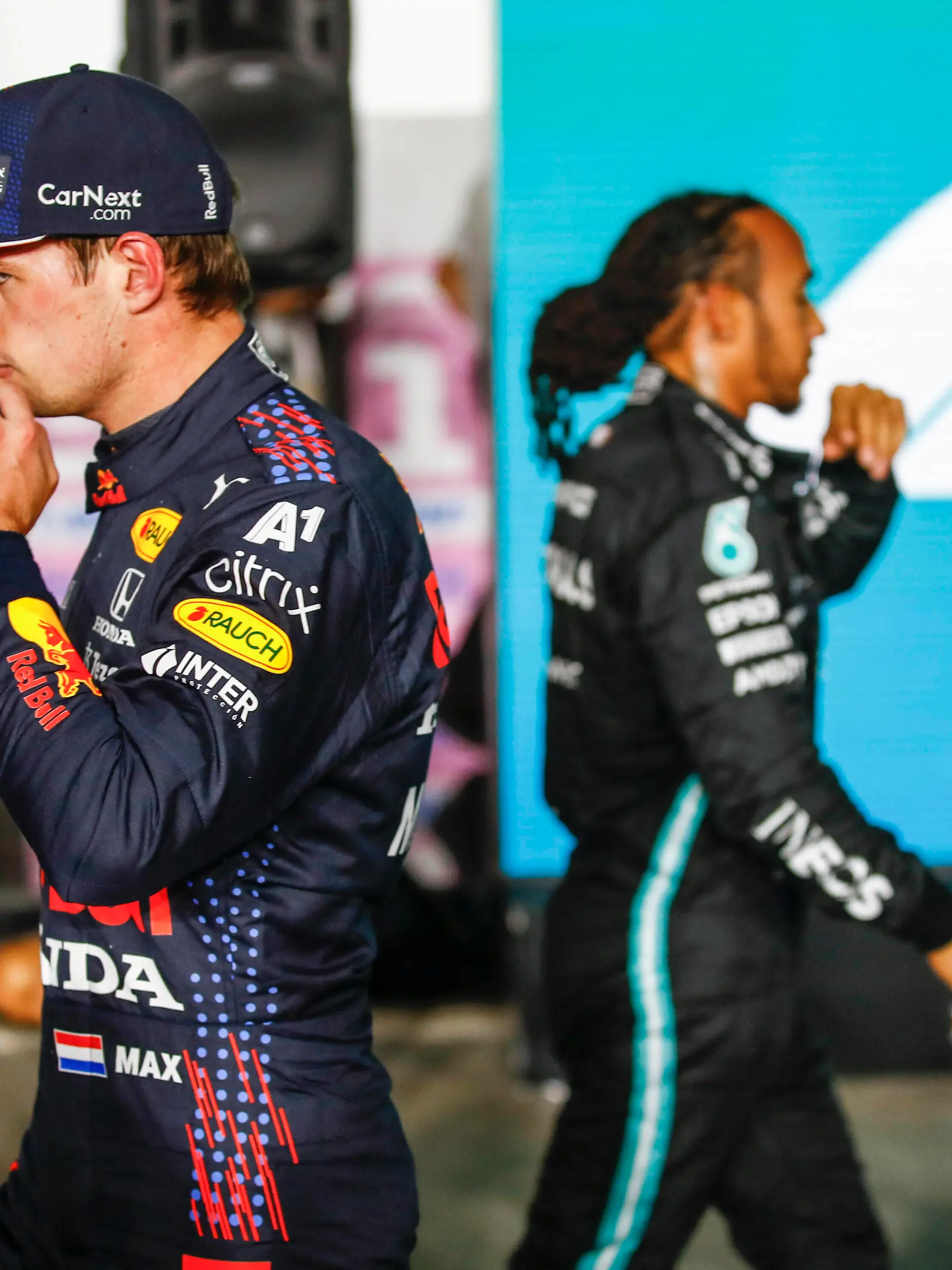  VERSTAPPEN Max ned, Red Bull Racing Honda RB16B, portrait HAMILTON Lewis gbr, Mercedes AMG F1 GP W12 E Performance, portrait during the Formula 1 Ooredoo Qatar Grand Prix 2021, 20th round of the 2021 FIA Formula One World Championship, WM, Weltmeisterschaft from November 19 to 21, 2021 on the Losail International Circuit, in Lusail, Qatar - F1 - QATAR GRAND PRIX 2021 DPPI/Panoramic PUBLICATIONxNOTxINxFRAxITAxBEL 00121041__B3_1017