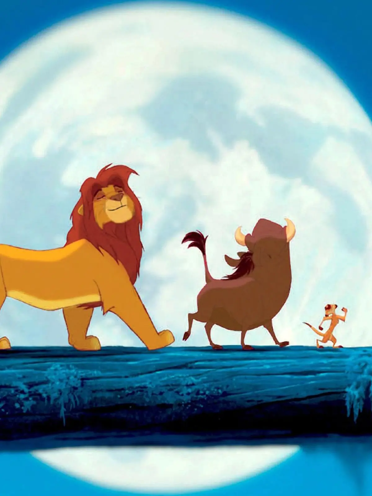 In Begleitung seiner Freunde Pumbaa (M.) und Timon (r.) macht Simba sich auf den Weg nach Hause, um sich seiner Verantwortung zu stellen.