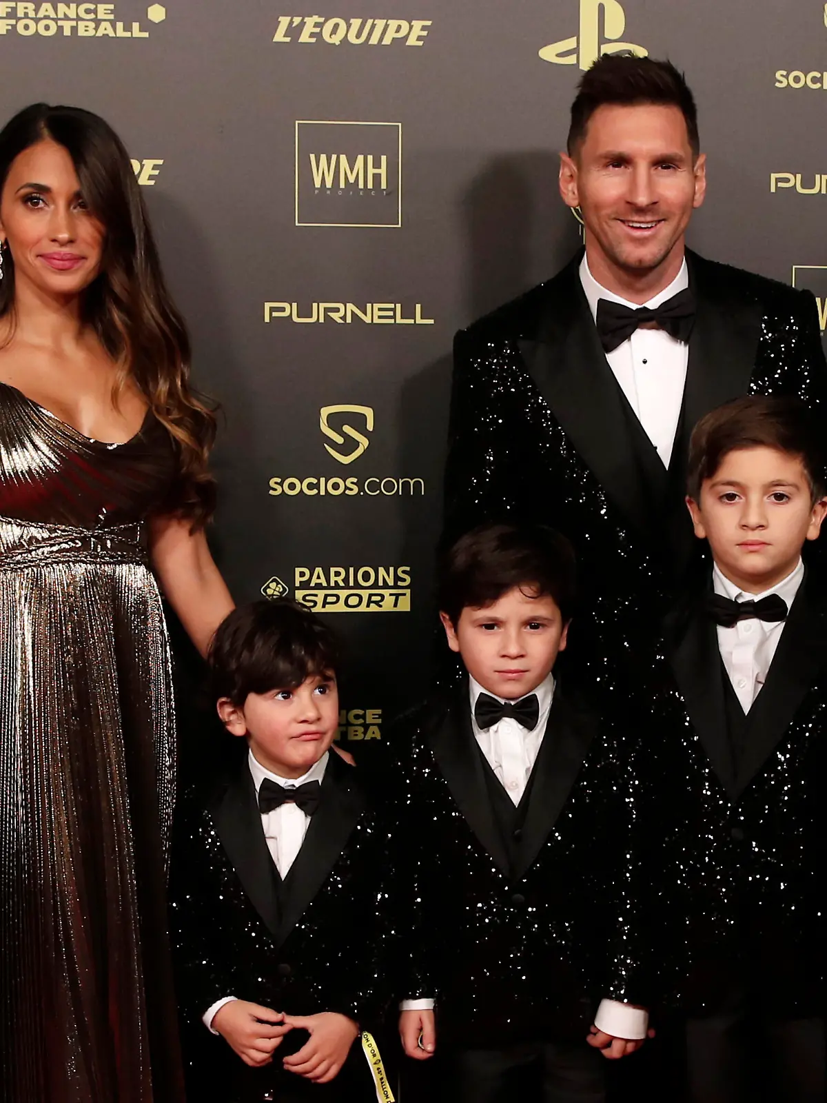 Soccer Football - The Ballon d'Or Awards - Theatre du Chatelet, Paris, France - November 29, 2021 Paris St Germain's Lionel Messi with his wife Antonella Roccuzzo and their sons before the awards REUTERS/Benoit Tessier