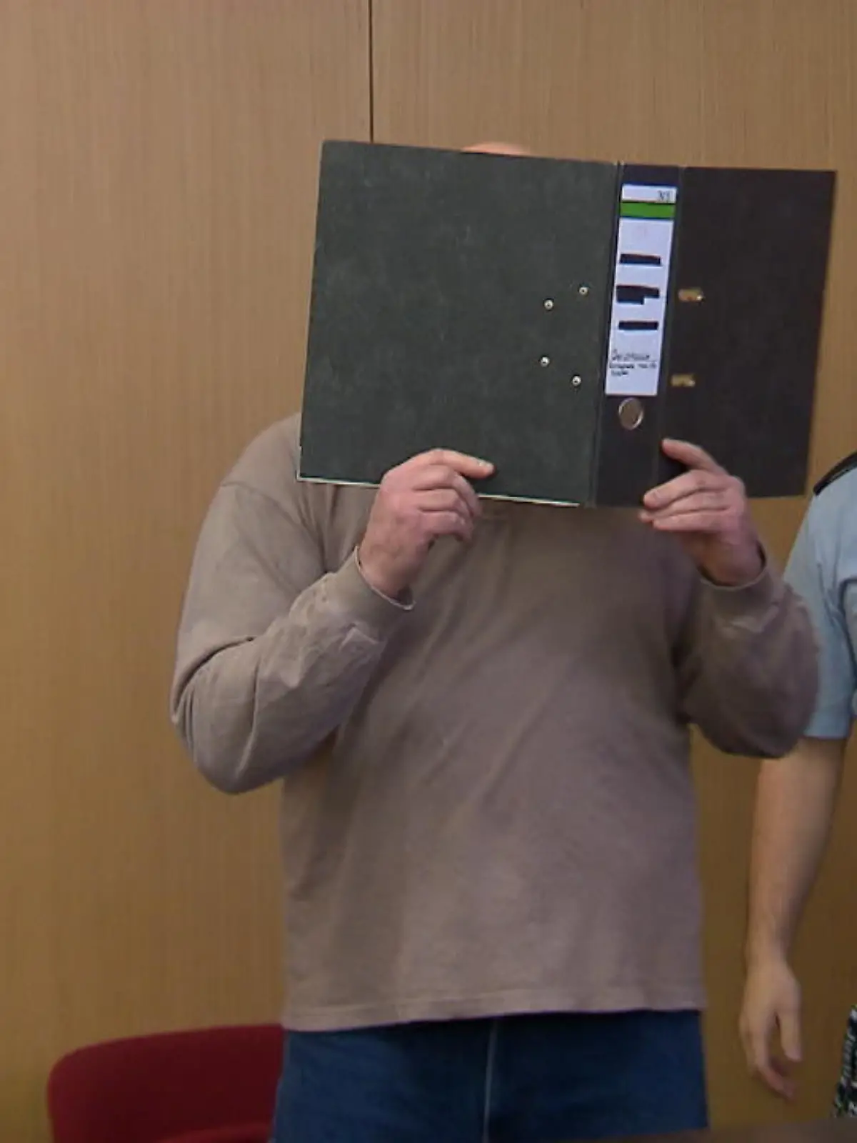 Bild zu: "Sohn vor Gericht"