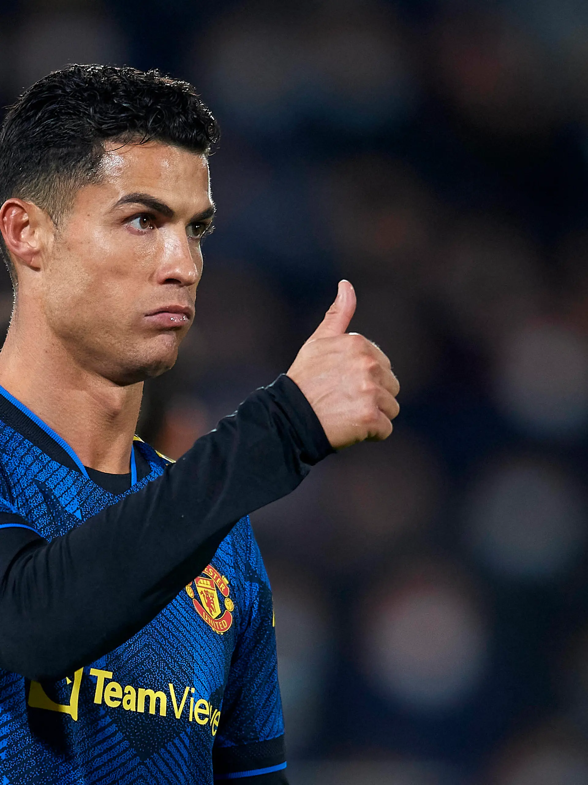 Sport Bilder des Tages Villarreal CF v Manchester United, ManU Group F - UEFA Champions League Cristiano Ronaldo of Manchester United gestures during the UEFA Champions League group F match between Villarreal CF and Manchester United at Estadio de la Ceramica on November 23, 2021 in Villarreal, Spain. Villarreal Castellon Spain PUBLICATIONxNOTxINxFRA Copyright: xJosexBretonx breton-villarre211123_npCsK
