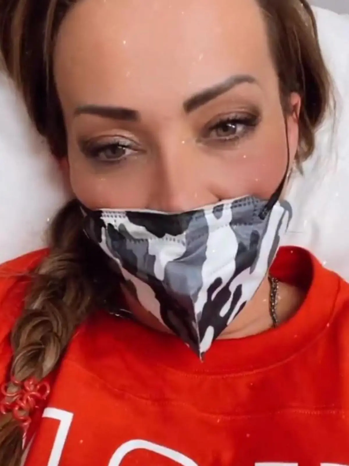 Cora Schumacher meldet sich aus der Klinik
