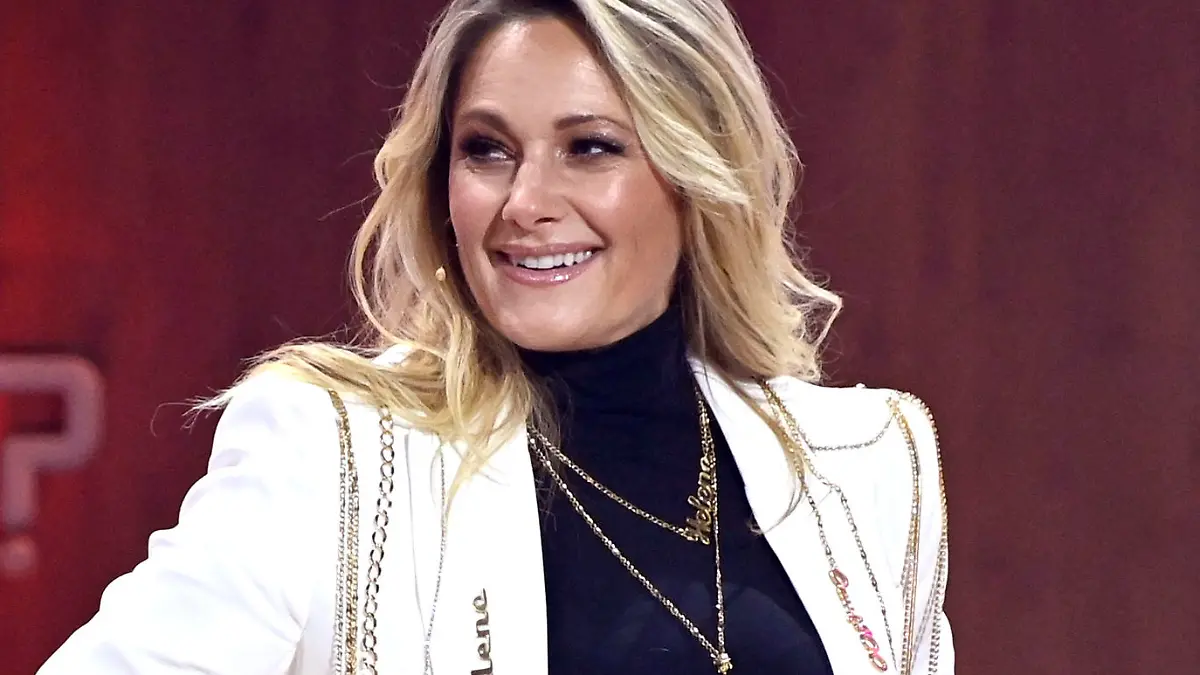 Helene Fischer in der ZDF-Unterhaltungsshow 'Wetten, dass..?' live aus der Messehalle. Nürnberg, 06.11.2021