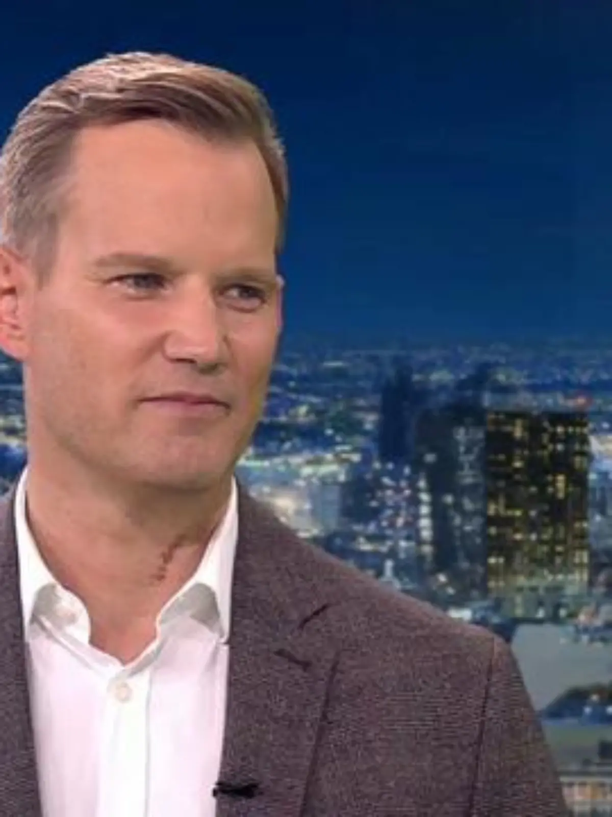 Bild zu: "Sinkender R-Wert macht Hoffnung! "