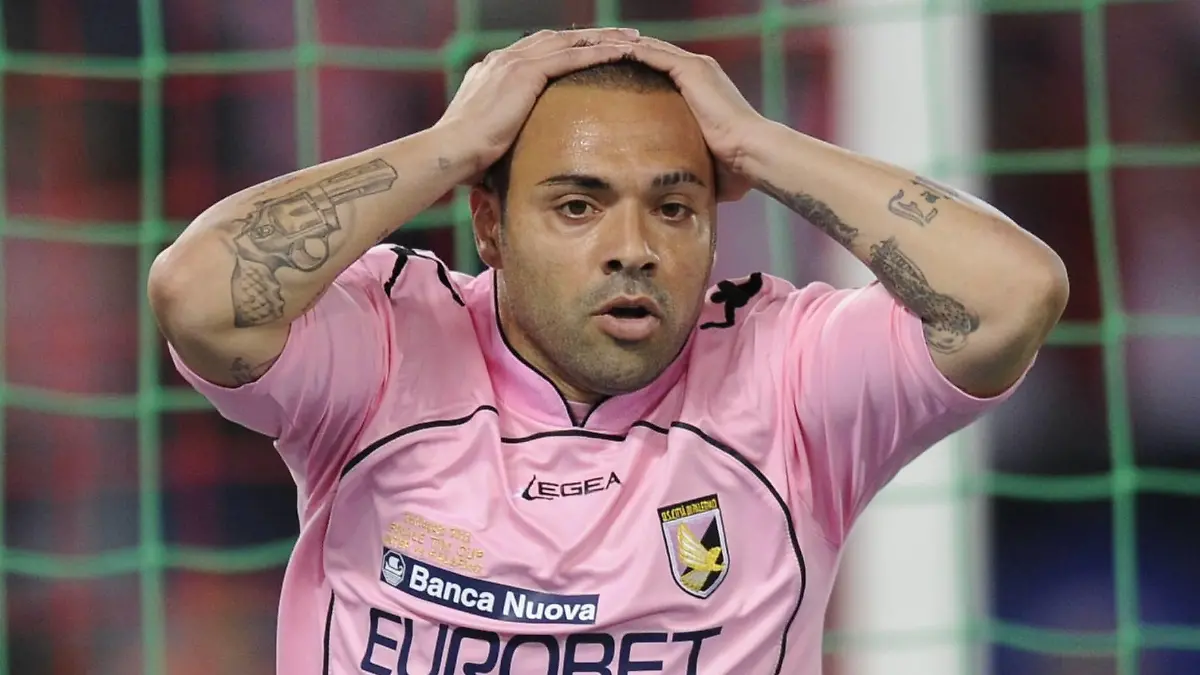 Bildnummer: 07939621  Datum: 29.05.2011  Copyright: imago/Gribaudi/ImagePhoto
Inter Mailand vs US Palermo - Coppa Italia Final:  Fabrizio Miccoli PUBLICATIONxNOTxINxITA; Fussball Herren ITA Coppa Italia Pokal 2010 2011 Finale Pokalfinale Porträt x2x xkg 2011 quer 

Image number 07939621 date 29 05 2011 Copyright imago Gribaudi ImagePhoto Inter Milan vs U.S. Palermo Coppa Italia Final Fabrizio Miccoli PUBLICATIONxNOTxINxITA Football men ITA Coppa Italia Cup 2010 2011 Final Cup finals Portrait x2x xkg 2011 horizontal  
