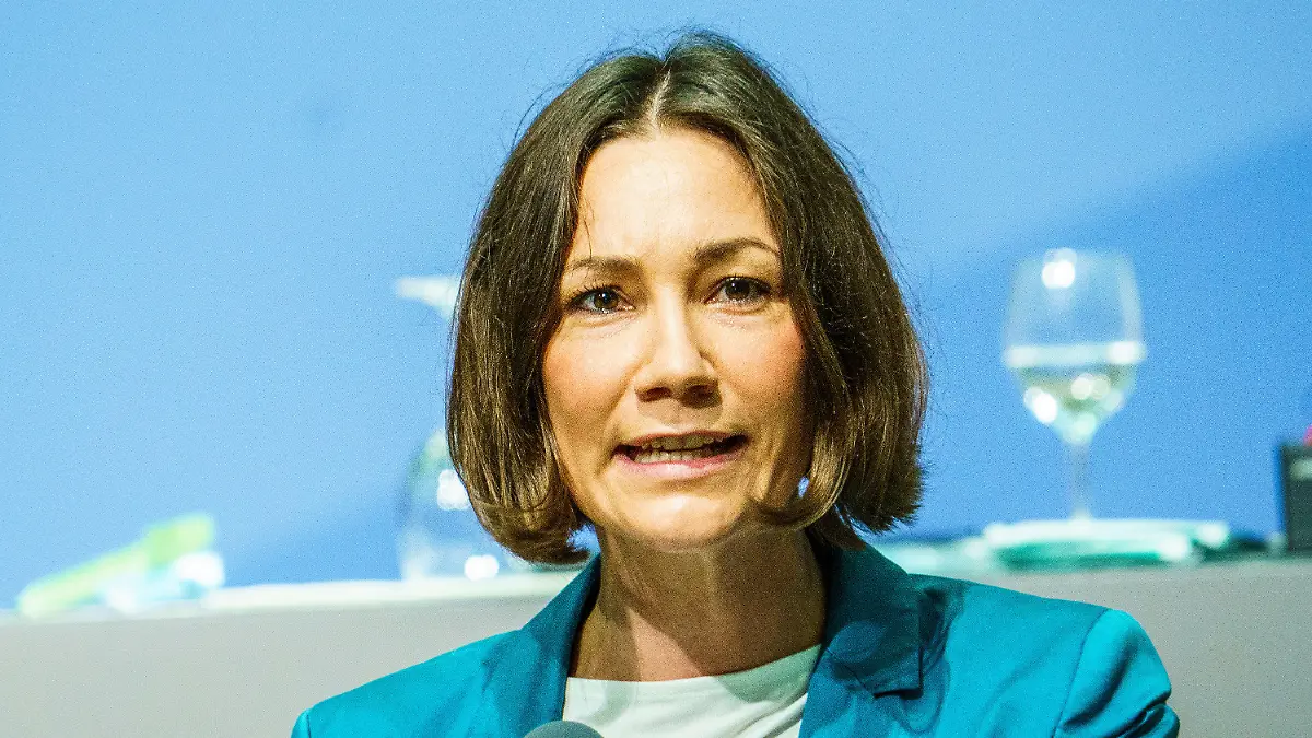ARCHIV - 14.07.2021, Rheinland-Pfalz, Mainz: Anne Spiegel (Bündnis90/Die Grünen), Umweltministerin von Rheinland-Pfalz. Die stellvertretende Ministerpräsidentin soll in der neuen Bundesregierung Familienministerin werden. (zu dpa: «Grüne beraten über Nachfolge von Anne Spiegel in Rheinland-Pfalz») Foto: Andreas Arnold/dpa +++ dpa-Bildfunk +++