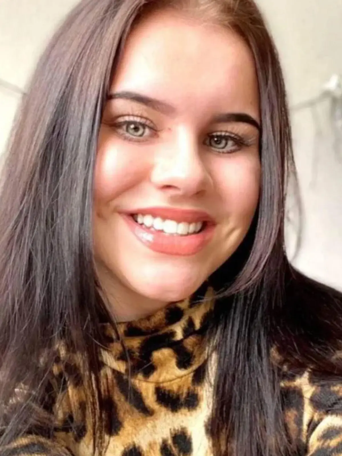 Wiktoria T. (16) wurde am 15. September 2021 getötet. Dieses Foto haben ihre Eltern den Medien zur Verfügung gestellt. Es soll ihr Kind so zeigen, wie es einmal war: Fröhlich, lächelnd.