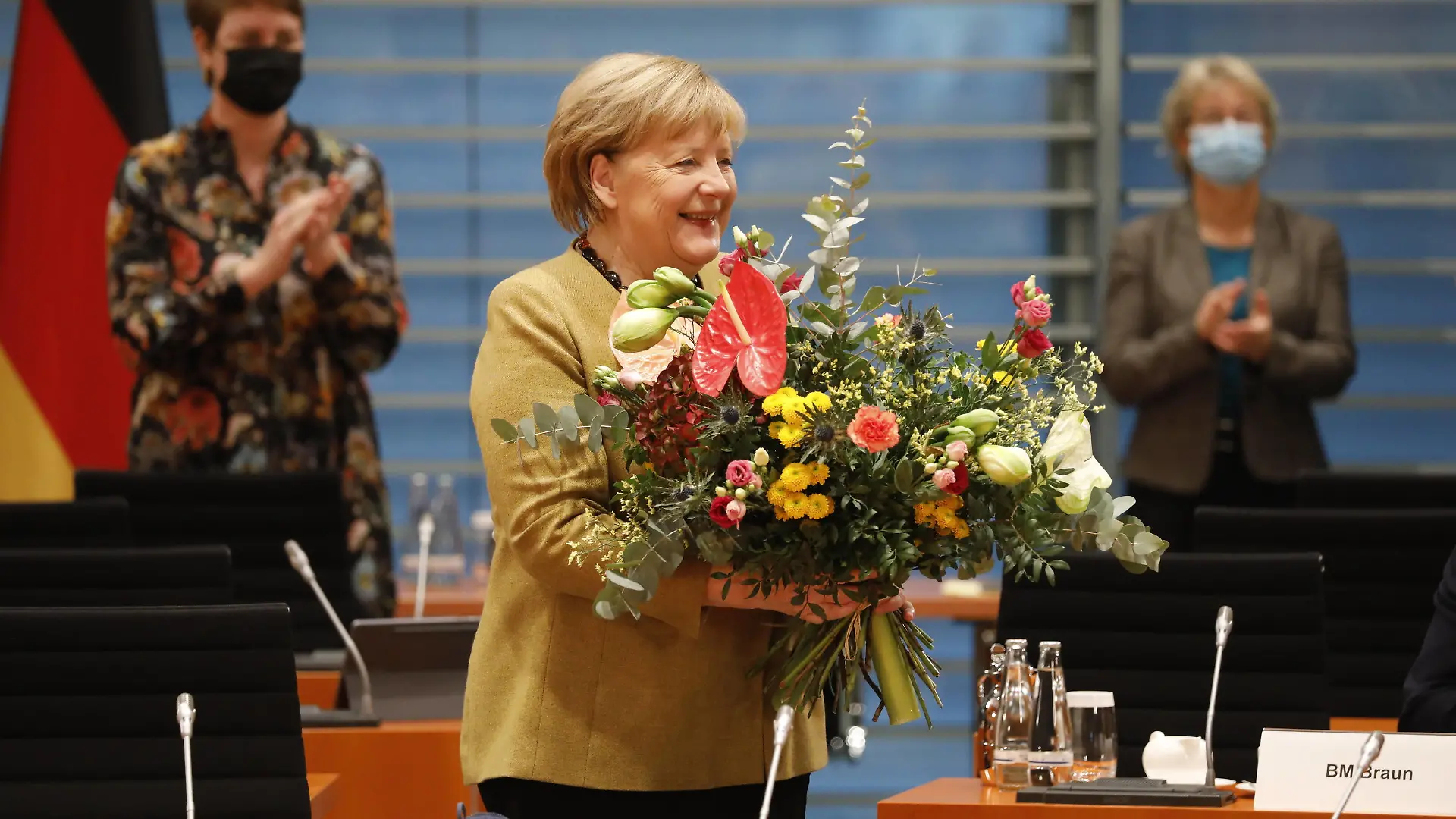 Bundeskanzlerin Angela Merkel, Deutschland, Berlin, Bundeskanzleramt, Kabinettssitzung *** Chancellor Angela Merkel, Germany, Berlin, Federal Chancellery, Cabinet meeting