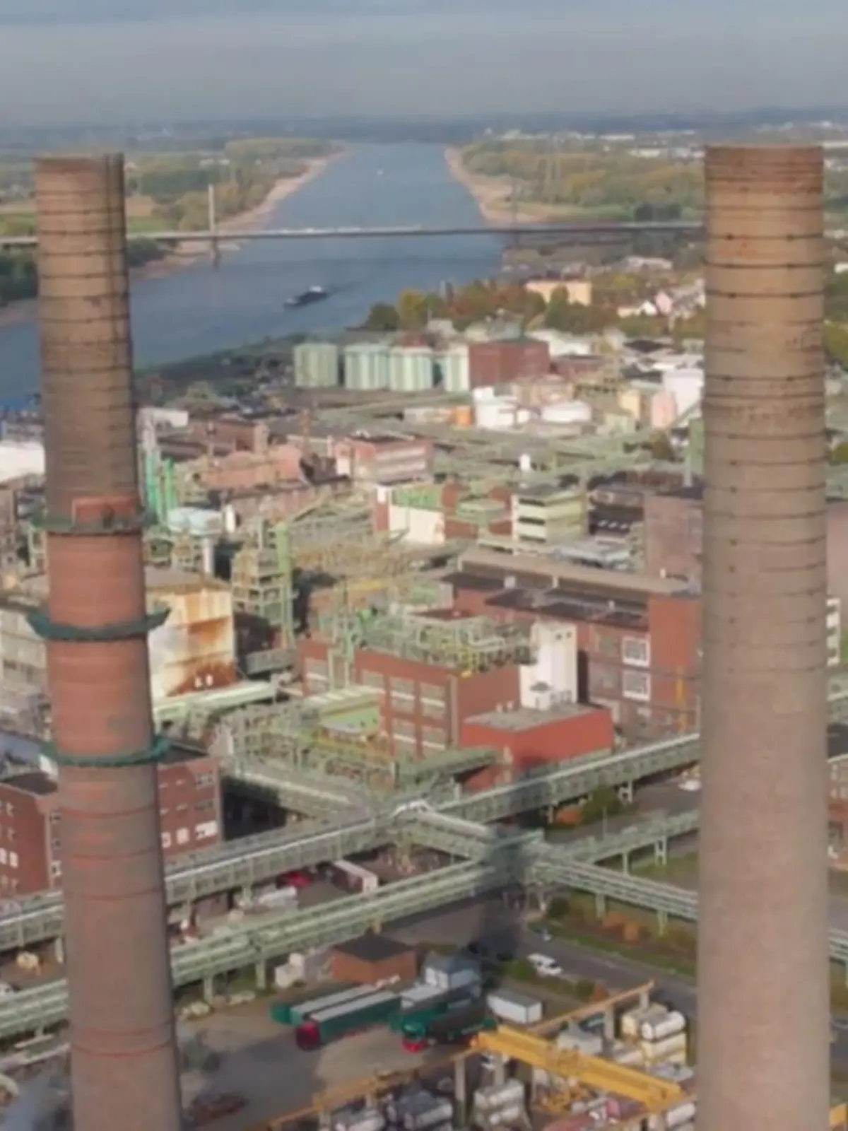 Bild zu: "Chemiebranche will Hilfe"