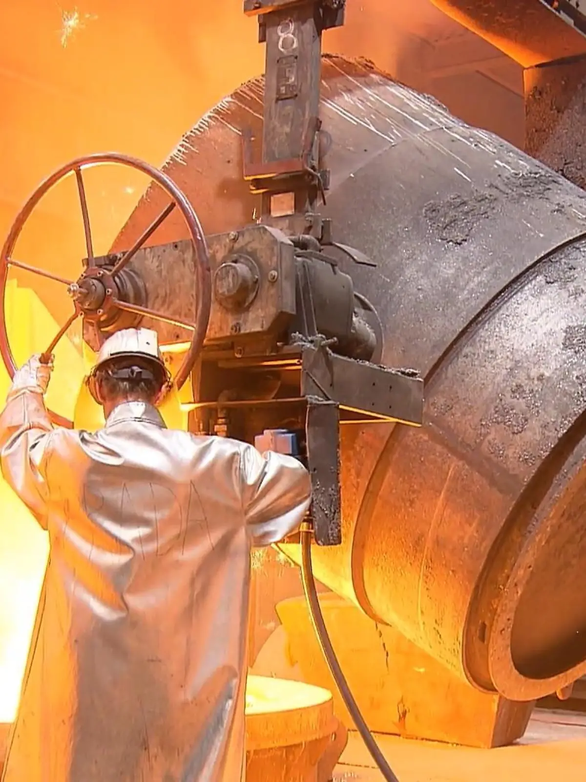 Bild zu: "Debatte um Industriestrompreis"