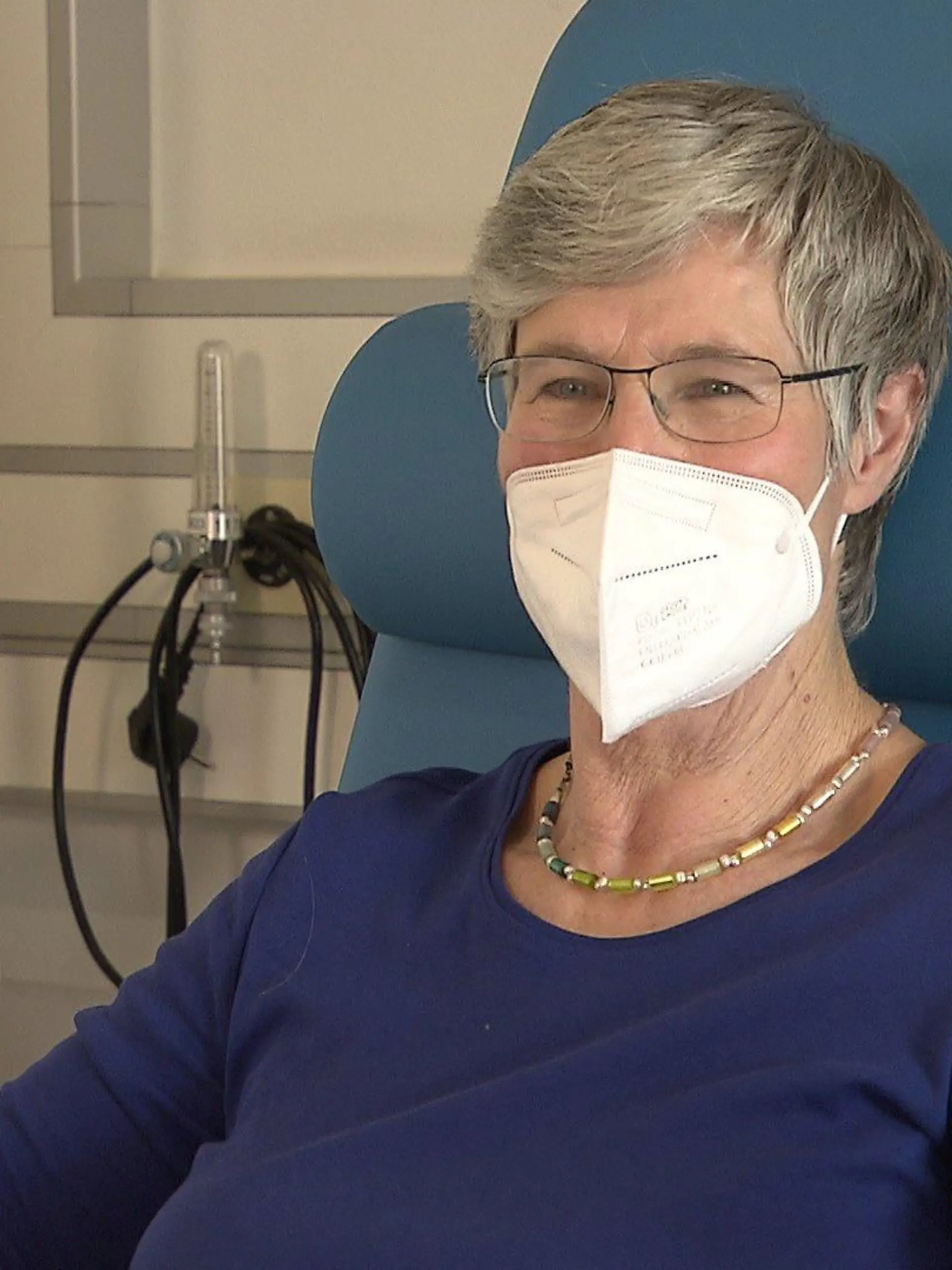 Probandin Regine wurde am 11. November mit einem neuen Peptidimpfstoff geimpft.