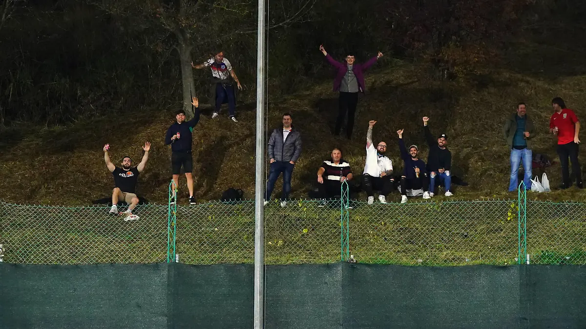 San Marino v England - FIFA World Cup, WM, Weltmeisterschaft, Fussball 2022 - European Qualifying - Group I - San Marino Stadium England fans outside the ground before the FIFA World Cup Qualifying match at the San Marino Stadium, Serravalle. Picture date: Monday November 15, 2021. Use subject to restrictions. Editorial use only, no commercial use without prior consent from rights holder. PUBLICATIONxINxGERxSUIxAUTxONLY Copyright: xNickxPottsx 63755106 