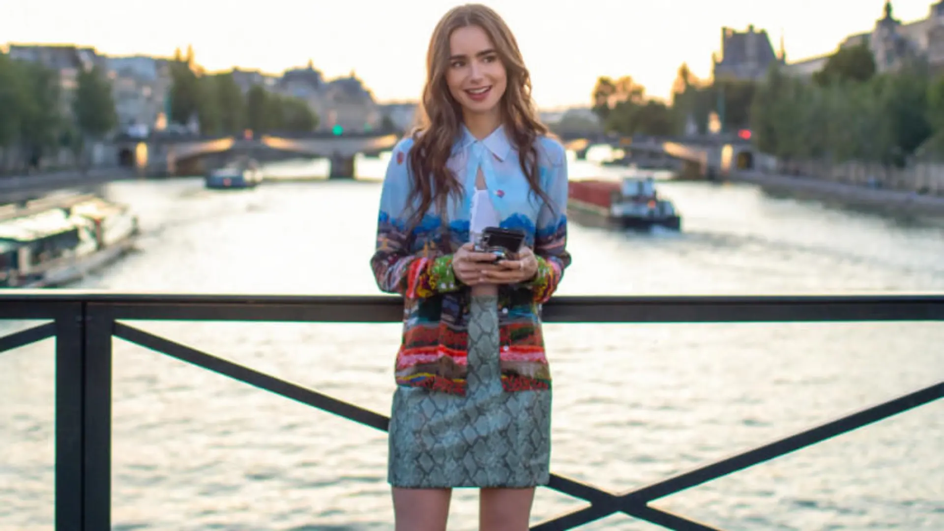 Lily Collins: Sie musste ihre ‘Emily in Paris’-Outfits abgeben