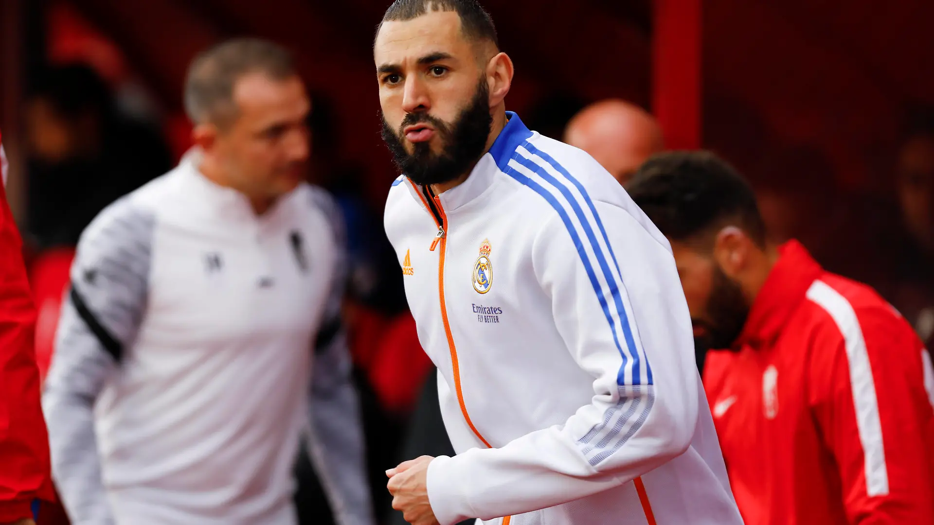 Granada CF v Real Madrid CF - La Liga Santander Karim Benzema, of Real Madrid during the La Liga match between Granada CF and Real Madrid CF at Nuevo Los Carmenes Stadium on November 21, 2021 in Granada, Spain. Granada Granada Spain PUBLICATIONxNOTxINxFRA Copyright: xlexxCamarax camaramartinez-granadac211121_npCoa