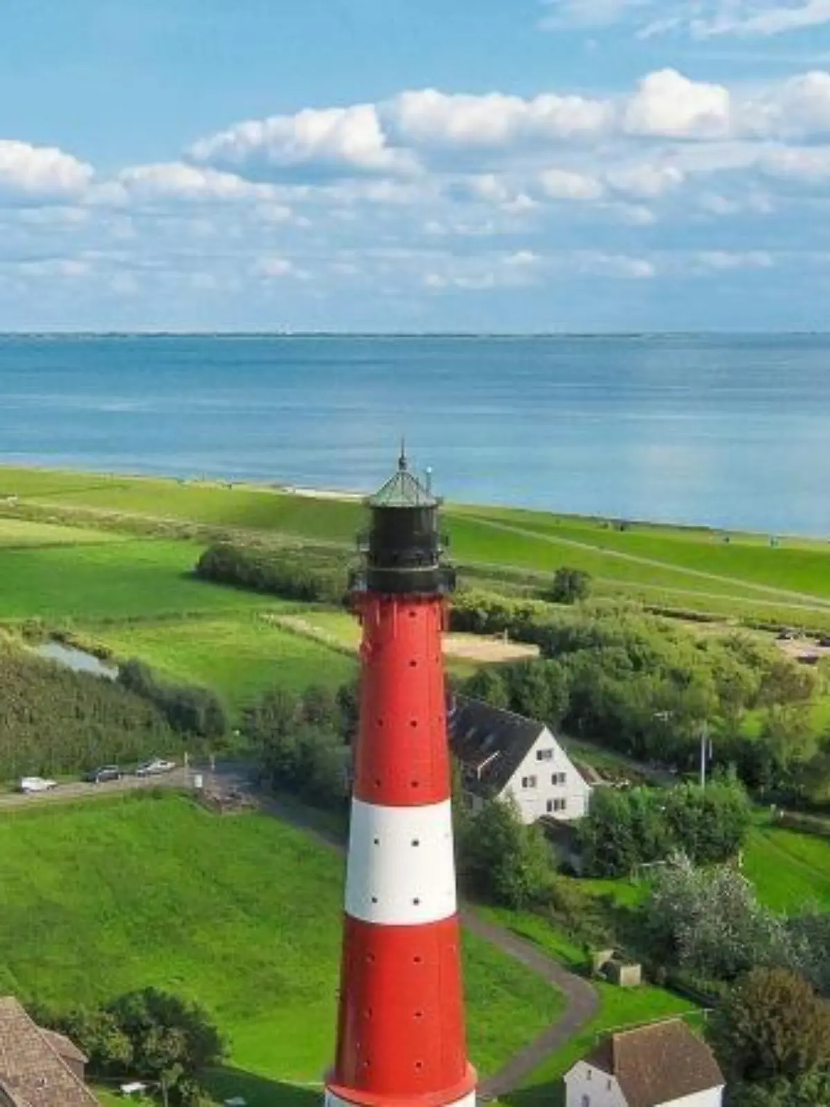 Überschaubar, ruhig und grün ist Pellworm; die Insel ohne typischen Sandstrand. Foto: Kur- und Tourismusservice Pellworm