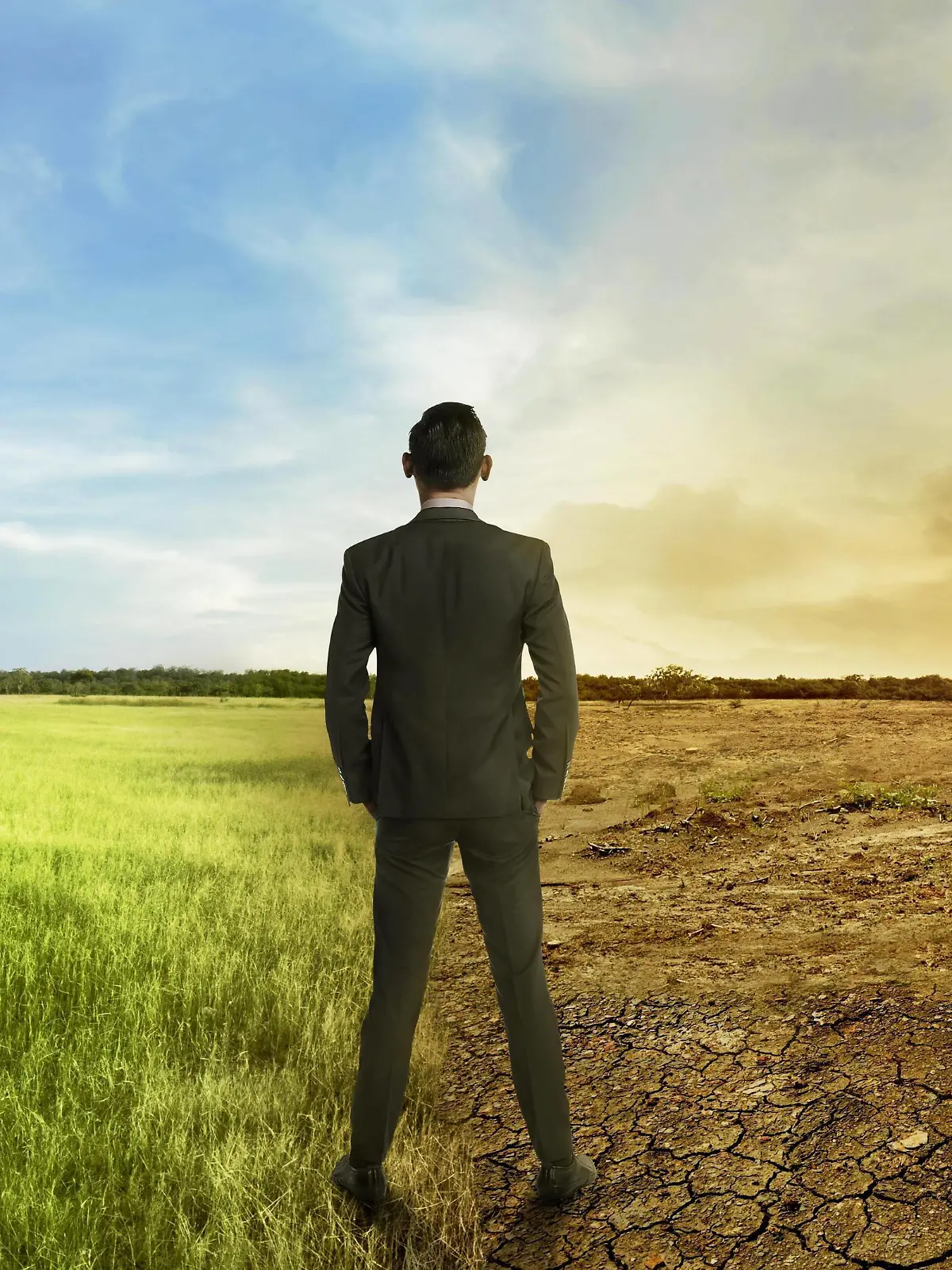 Asian businessman standing between different climate Copyright: xh9imagesx Panthermedia22019597 ,model released, Symbolfoto