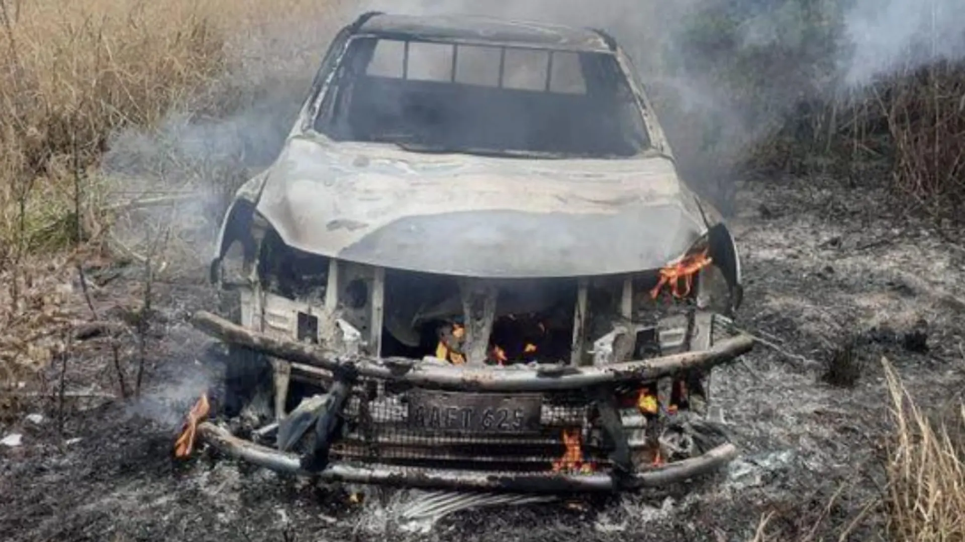 Auto in Flammen