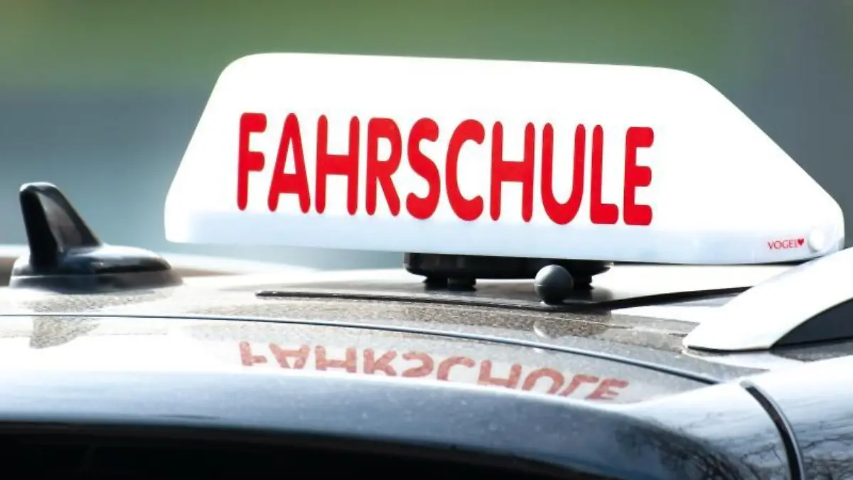Fahrschule