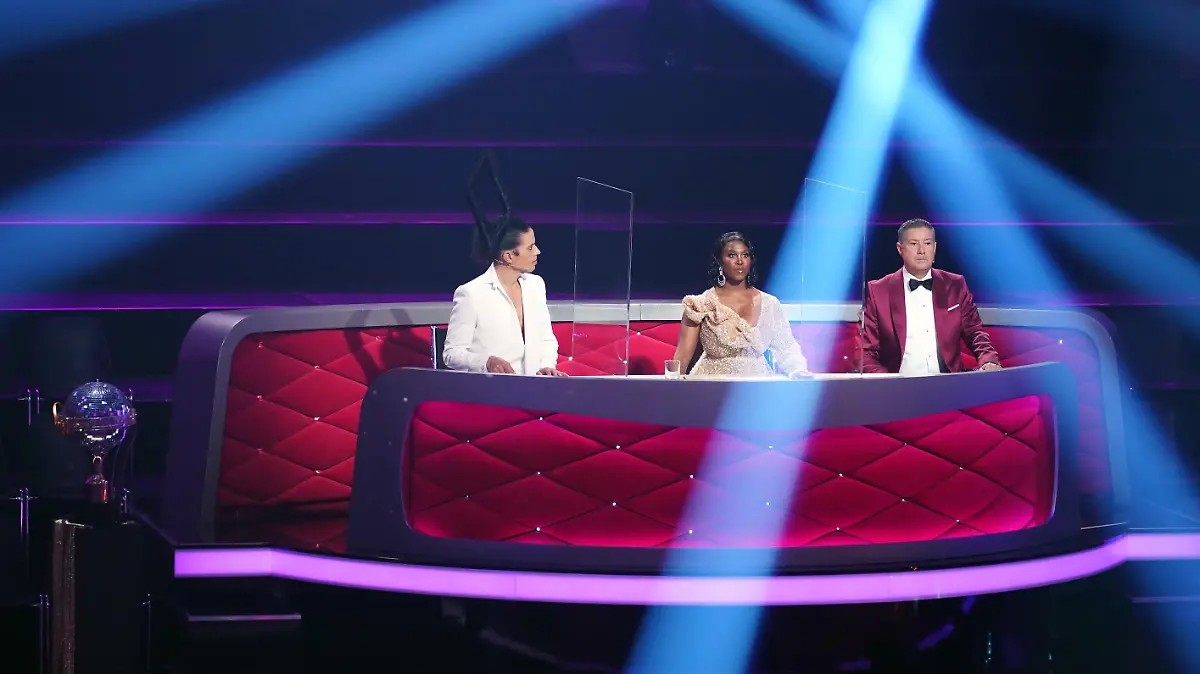 Die Jury: Jorge González (l.), Motsi Mabuse und Joachim Llambi.