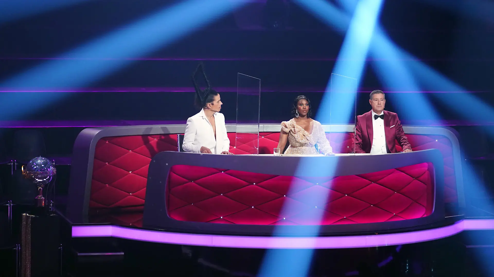 Die Jury: Jorge González (l.), Motsi Mabuse und Joachim Llambi.