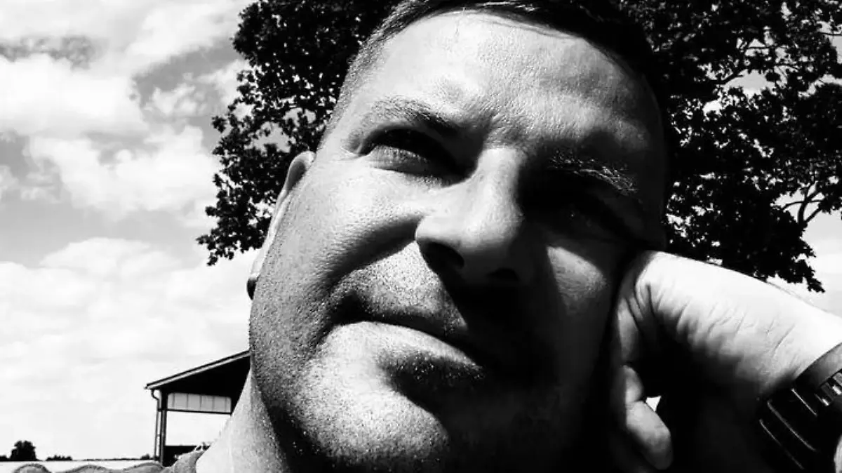GoFundMe-Spendenaktion Vater Sven stirbt an Herzinfarkt während Einschulung.