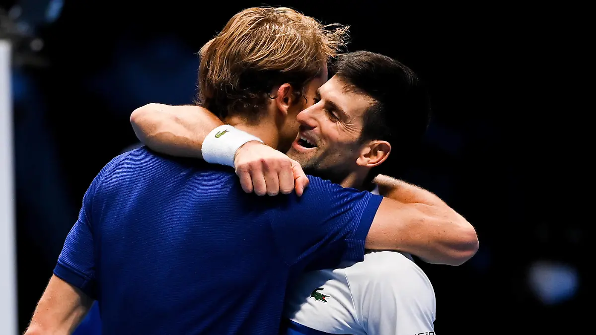 Photo Marco Alpozzi/LaPresse November 20, 2021 Turin Italy Tennis Nitto ATP, Tennis Herren Finals - men s singles - Novak Djokovic Vs Alexander Zverev In the pic: Alexander Zverev Germany Novak Djokovic Serbia PUBLICATIONxNOTxINxITAxFRAxCHN Copyright: xMarcoxAlpozzi/LaPressex