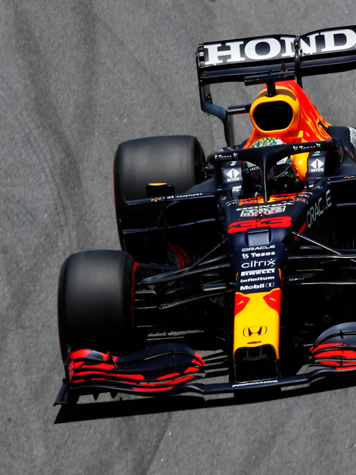  Formula 1 2021: Brazilian GP AUToDROMO JOS CARLOS PACE, BRAZIL - NOVEMBER 13: Max Verstappen, Red Bull Racing RB16B during the Brazilian GP at Autodromo Jos Carlos Pace on Saturday November 13, 2021 in Sao Paulo, Brazil. Photo by Charles Coates / LAT Images Images PUBLICATIONxINxGERxSUIxAUTxHUNxONLY GP2119_161455_09I5353