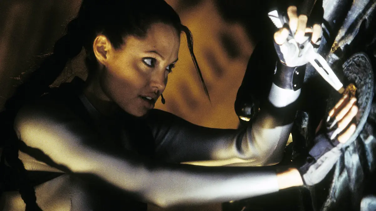 LARA CROFT TOMB RAIDER: THE CRADLE OF LIFE [US 2003] ANGELINA JOLIE as Lara Croft Date: 2003 (Mary Evans Picture Library) || Nur für redaktionelle Verwendung