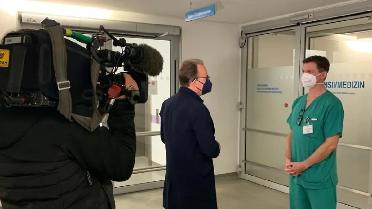 RTL-Reporter besucht Intensivstation