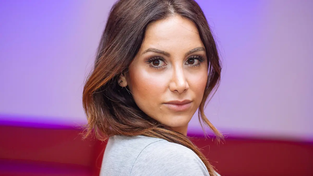 Enissa Amani trainiert unter der Anleitung von Christian Polanc für die RTL-Tanzshow 'Let's Dance' in der ADTV Tanzschule Breuer. Köln, 03.03.2015