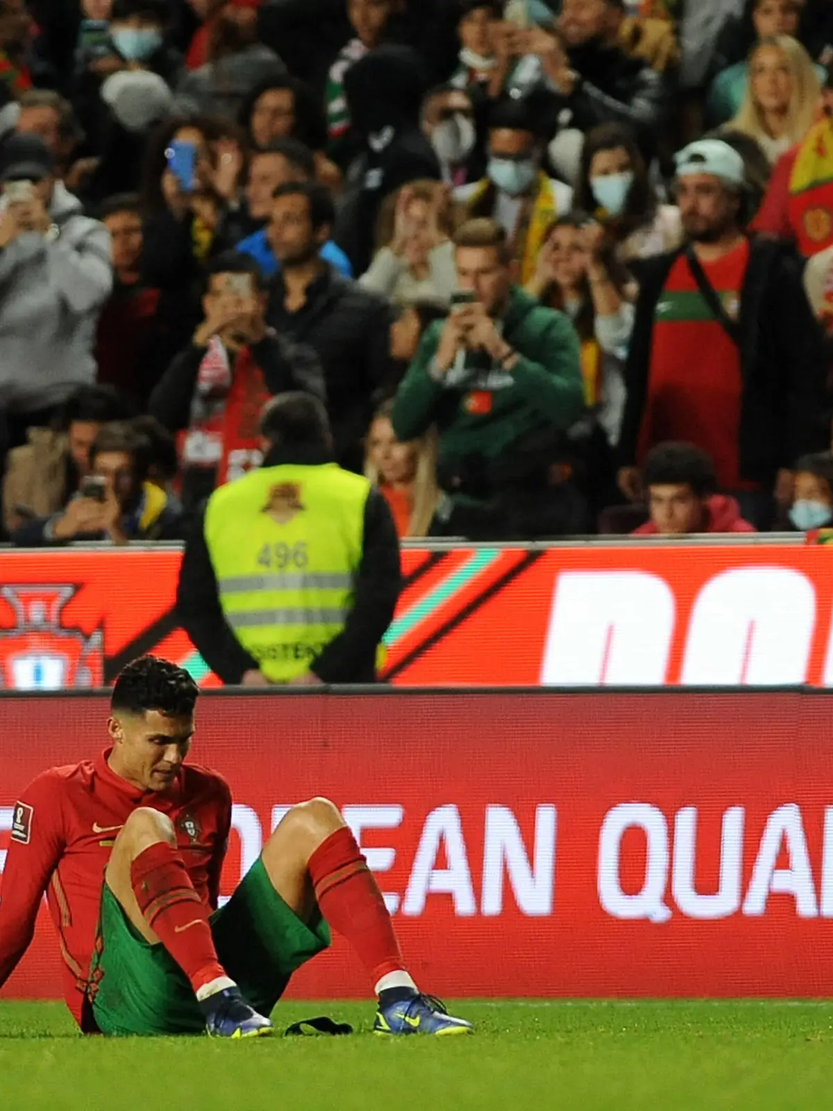  World Cup Qatar 2022: Portugal vs Serbia Lisbon, 11/14/2021 - This night, the AA Portuguese team hosted the Serbia team at the Estdio da Luz in Lisbon, in a game counting for the qualification for the World Cup in Qatar in 2022. Cristiano Ronaldo  lvaro Isidoro / Global Images  PUBLICATIONxINxGERxSUIxAUTxHUNxONLY xlvaroxIsidorox