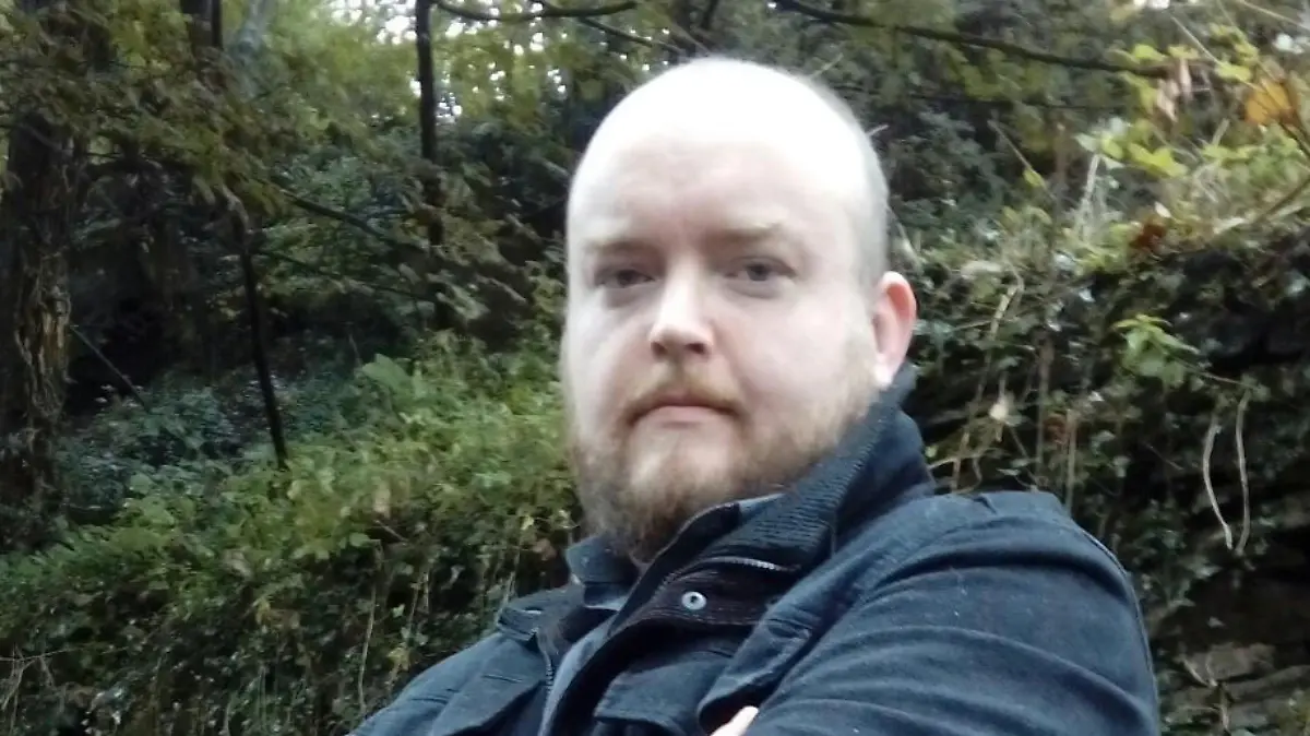 *** ONLINE EMBARGO 00:01 15/11/12 **** MERCURY PRESS. (Pictured: Author Lee Brickley, 33.) This man claims to have found Bigfoot's tracks in a forest after a DECADE of searching for the ape-like creature..Lee Brickley, 33, discovered a massive footprint and claw marks in a tree at Cannock Chase, Staffs..The author has been investigating supernatural occurrences in the area for the last 10 years and says there have been sightings of Bigfoot there since the 1800s. SEE MERCURY COPY
