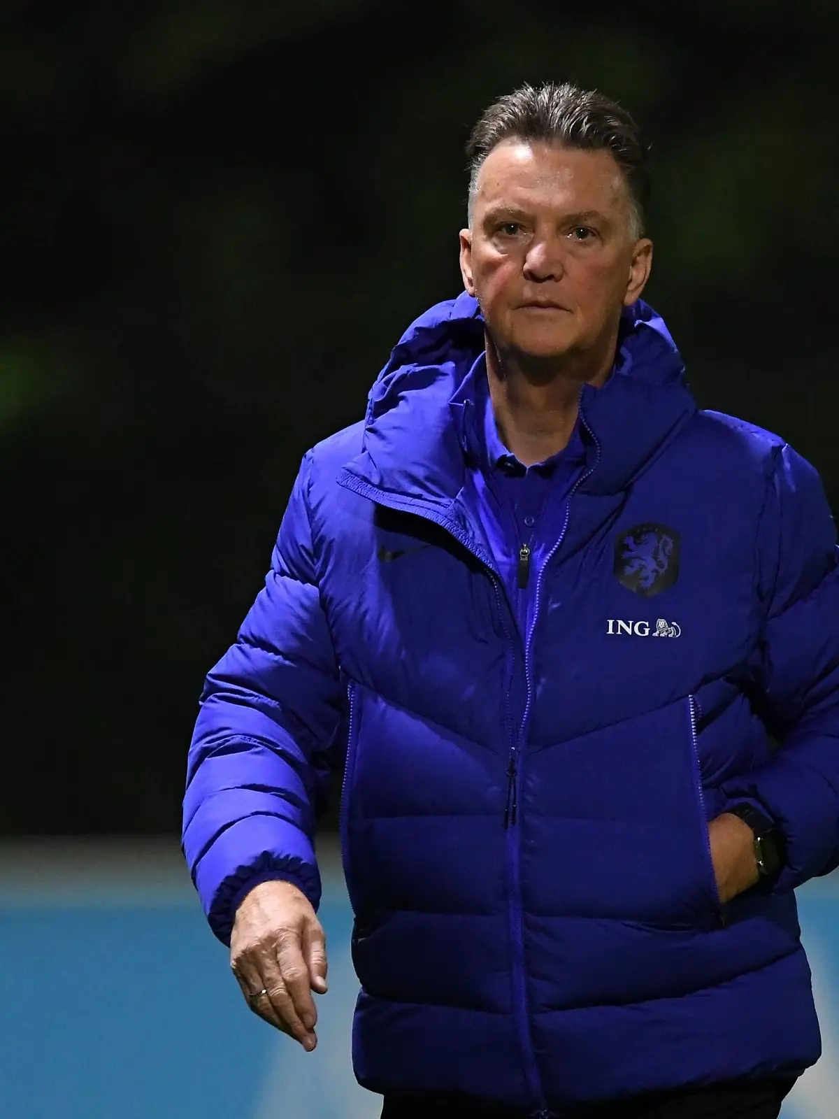  ZEIST - The Netherlands trainer coach Louis van Gaal during a training session of the Dutch national team, Nationalteam on the KNVB Campus on November 14, 2021 in Zeist, the Netherlands. The Dutch national team is preparing for the World Cup qualifying match against Norway in Zeist. ANP GERRIT VAN COLOGNE FIFA World Cup, WM, Weltmeisterschaft, Fussball Qualifier 2021/2022 xVIxANPxSportx/xxANPxIVx *** ZEIST The Netherlands trainer coach Louis van Gaal during a training session of the Dutch national team on the KNVB Campus on November 14, 2021 in Zeist, the Netherlands The Dutch national team is preparing for the World Cup qualifying match against Norway in Zeist ANP GERRIT VAN COLOGNE FIFA World Cup Qualifier 2021 2022 xVIxANPxSportx xxANPxIVx 440663711