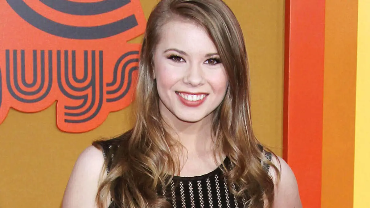 Photo by: RE/Westcom/STAR MAX/IPx 2021 3/26/21 Bindi Irwin gives birth to baby girl, Grace Warrior. STAR MAX File Photo: 5/10/16 Bindi Irwin at the premiere of 'The Nice Guys' at the TCL Chinese Theatre in Hollywood, CA.