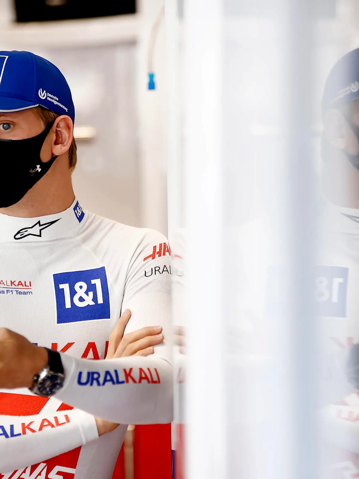  Formula 1 2021: Brazilian GP AUToDROMO JOS CARLOS PACE, BRAZIL - NOVEMBER 13: Mick Schumacher, Haas F1 during the Brazilian GP at Autodromo Jos Carlos Pace on Saturday November 13, 2021 in Sao Paulo, Brazil. Photo by Andy Hone / LAT Images Images PUBLICATIONxINxGERxSUIxAUTxHUNxONLY GP2119_153655_ONY0313