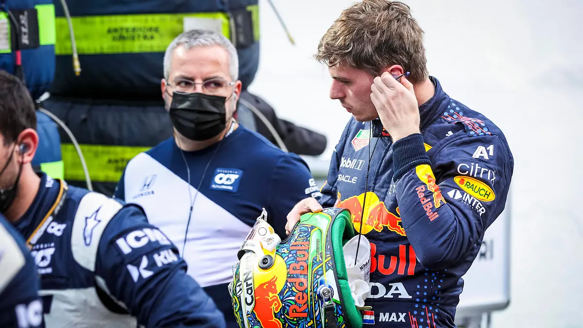 33 Max Verstappen NED, Red Bull Racing, F1 Grand Prix of Brazil at Autodromo Jose Carlos Pace on November 13, 2021 in Sao Paulo, Brazil. Photo by HOCH ZWEI Sao Paulo Brazil *** 33 Max Verstappen NED, Red Bull Racing , F1 Grand Prix of Brazil at Autodromo Jose Carlos Pace on November 13, 2021 in Sao Paulo, Brazil Photo by HOCH ZWEI Sao Paulo Brazil