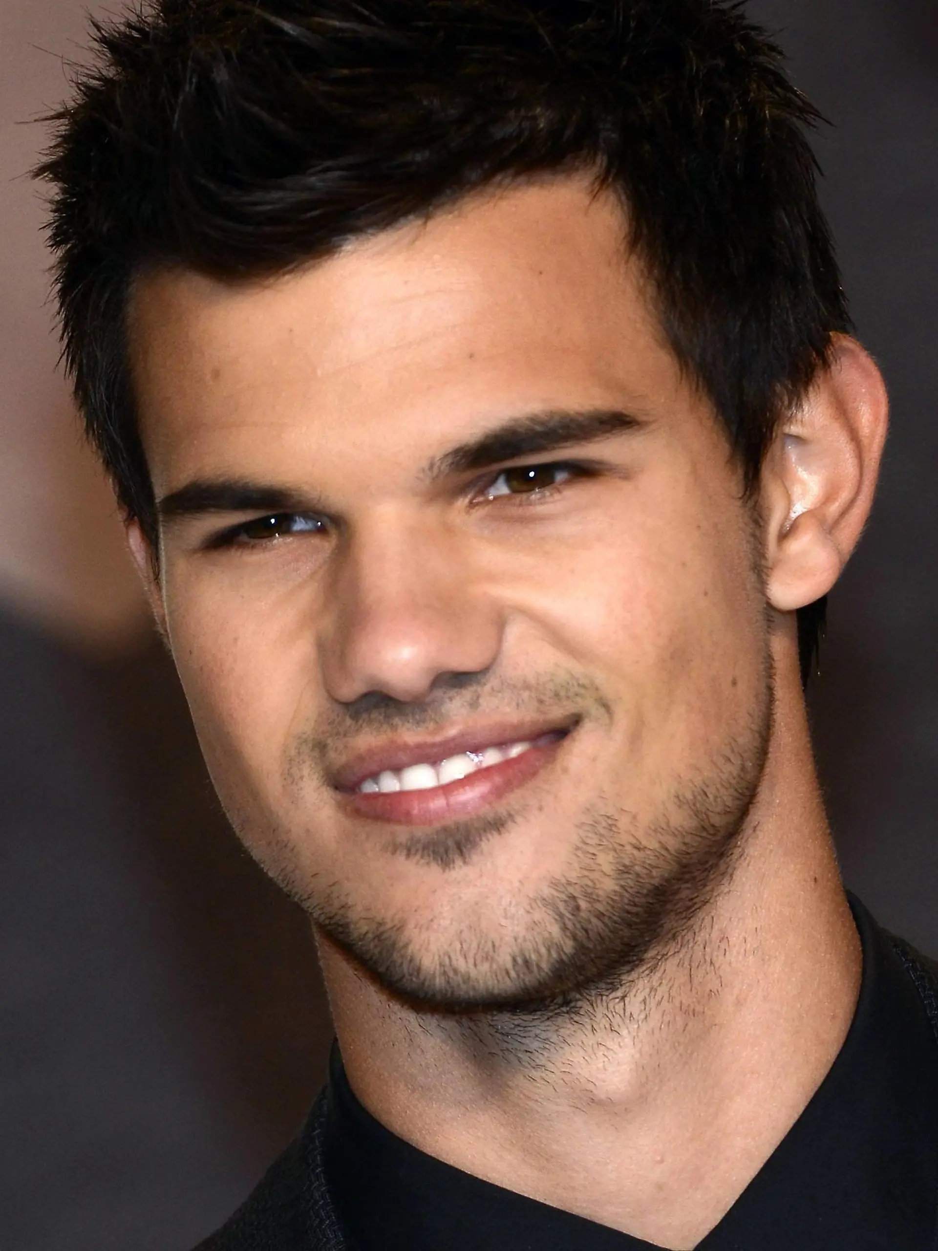 Bildnummer: 58711500  Datum: 16.11.2012  Copyright: imago/Future Image The Twilight Saga: Breaking Dawn - Part 2 Berlin Premiere Taylor Lautner bei der Deutschlandpremiere von Twilight Breaking Dawn - Biss zum Ende der Nacht Teil 2 im Sony Center am Potsdamer Platz in Berlin am 16.11.2012 Foto:xC.xNiehausx/xFuturexImage People Entertainment Film Filmpremiere Premiere Pressetermin Porträt xdp x0x 2012 quer premiumd entertainment celebrities celebrity fame culture film premiere red carpet arrival movie cinema actor actress Kultur Unterhaltung Schauspieler Schauspielerin Film Filmpremiere Kino  58711500 Date 16 11 2012 Copyright Imago Future Image The Twilight Saga Breaking Dawn Part 2 Berlin Premiere Taylor Lautner at the German premiere from Twilight Breaking Dawn Bite to End the Night Part 2 in Sony Center at Potsdam square in Berlin at 16 11 2012 Photo XC   Celebrities Entertainment Film Film premiere Premiere Press call Portrait XDP x0x 2012 horizontal premiumd Entertainment Celebrities Celebrity Fame Culture Film Premiere Red Carpet Arrival Movie Cinema Actor actress Culture Entertainment Actor Actress Film Film premiere Cinema  