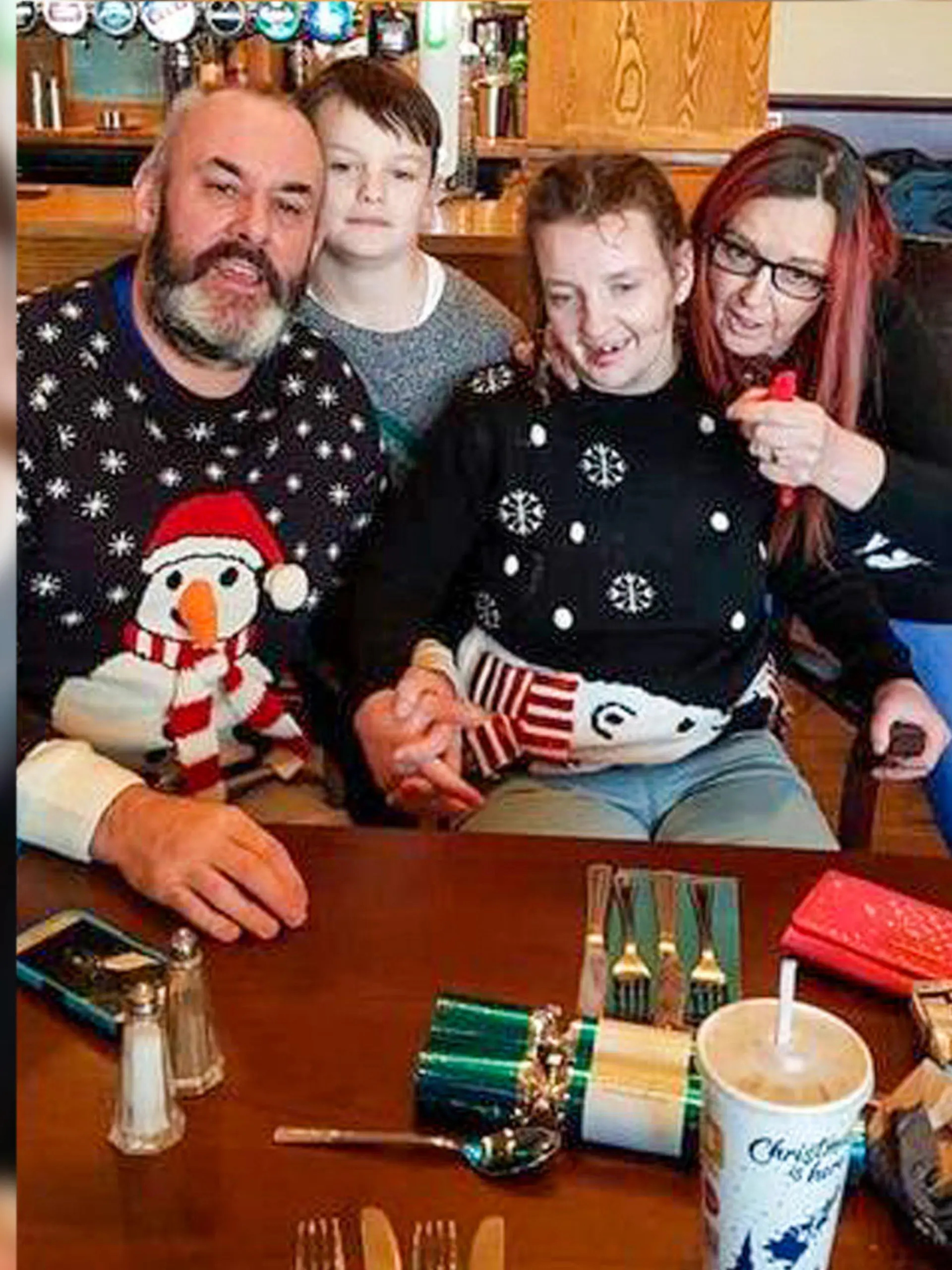 Es wird ihr letztes Weihnachten sein: Becky Aspinall (33) leidet an Chorea Huntington.
