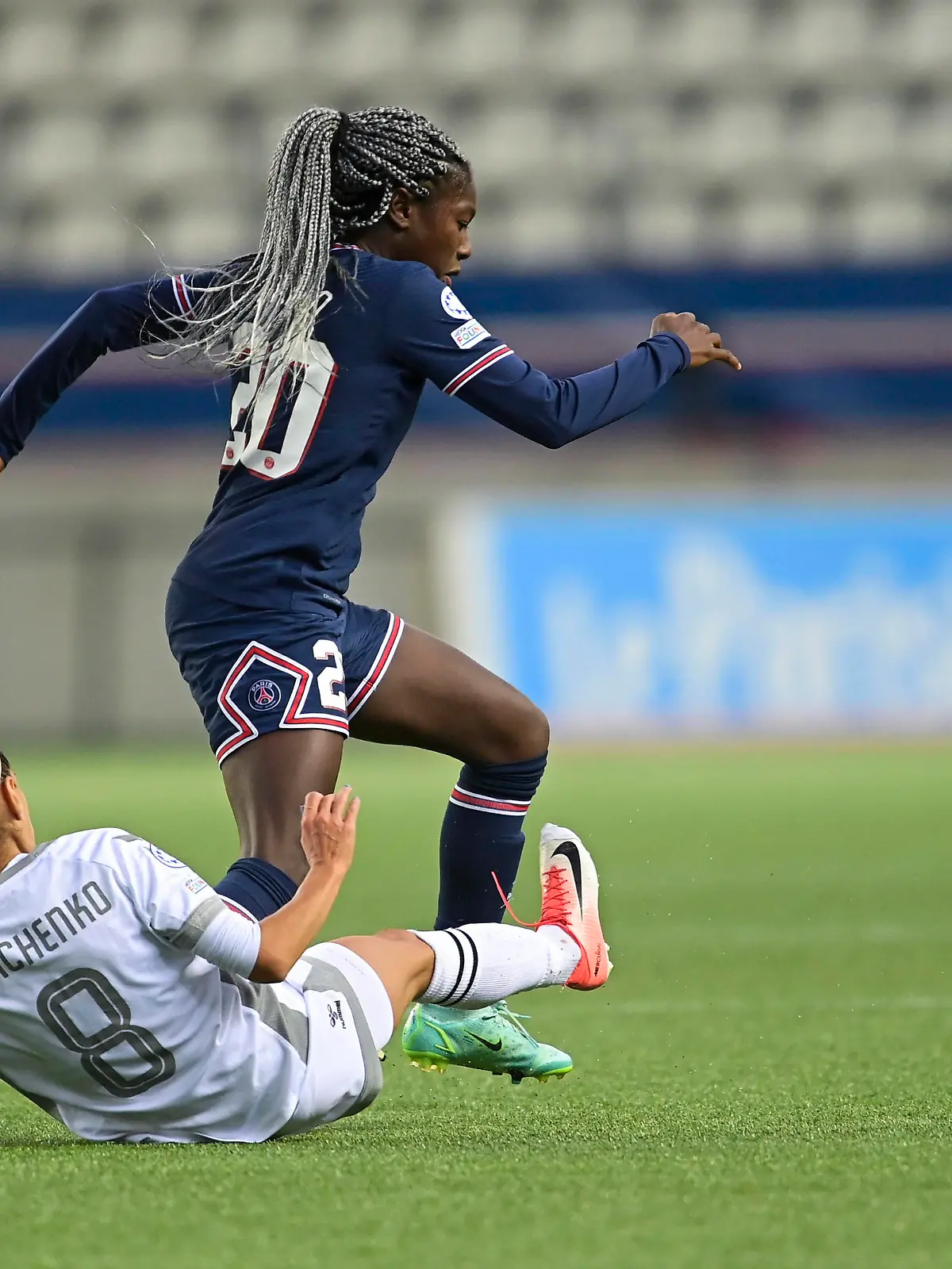  Aminata Diallo PSG vs Olha Boychenko WFC Kharkiv FOOTBALL : PSG vs WFC Kharkiv - UWCL - 13/10/2021 JBAutissier/Panoramic PUBLICATIONxNOTxINxFRAxITAxBEL