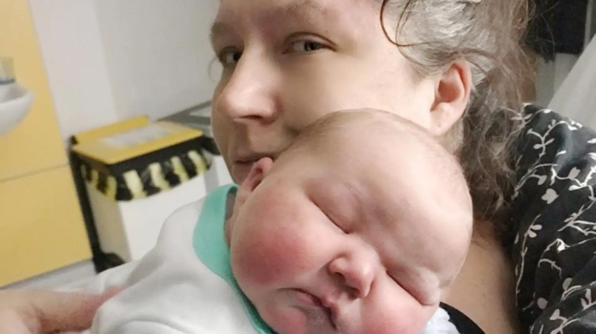 MERCURY PRESS (Pictured: Fiona Hamilton-Currie, 40, with son Buddy. ) - A first-time mum was shocked to give birth to a whopping 12lb baby. Fiona Hamilton-Currie, 40, was left with no choice but to dress her newborn son Buddy in six-month-old clothes as he was so big. Buddy was delivered via c-section and even the nurses and midwives gasped when he came out. The mum, who works as a manager at an e-cigarette company, was unable to lift her son up for the first six weeks. - SEE MERCURY COPY