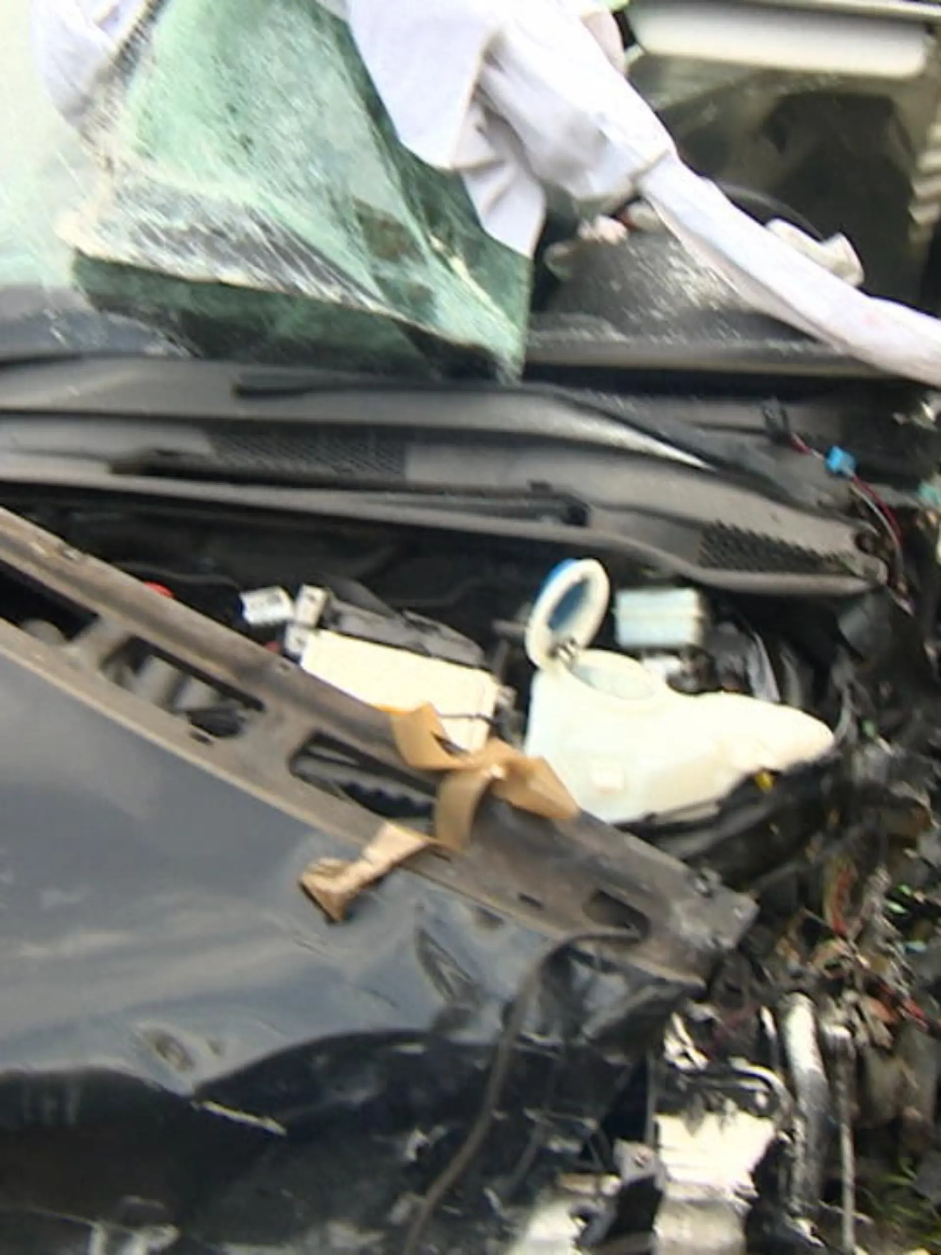 Bild zu: "Falschfahrer sorgt für Unfall"