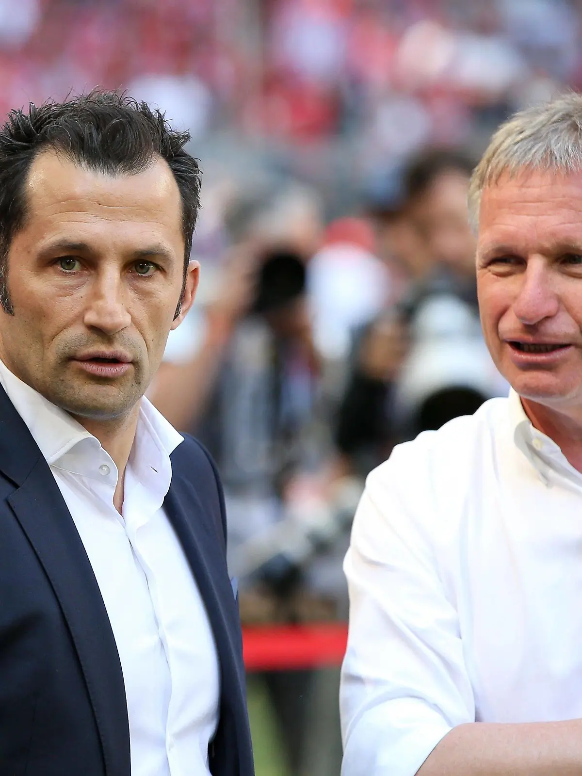 l-r: Sportdirektor Hasan Salihamidzic (FC Bayern Muenchen) und Vorstand Michael Reschke (VfB Stuttgart), FC Bayern Muenchen vs. VfB Stuttgart, Fussball, 1.Bundesliga, 12.05.2018 Muenchen Bayern Deutschland *** l r Sport Director Hasan Salihamidzic Bayern Muenchen and Sport Board Michael Reschke VfB Stuttgart FC Bayern Muenchen vs VfB Stuttgart Soccer 1 Bundesliga 12 05 2018 Muenchen Bayern Germany Copyright: xkolbert-press/ChristianxKolbertx  