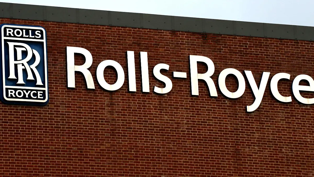 Rolls-Royce business strains. Undated file photo of the logo of engine-maker Rolls-Royce, which has warned that the more contagious variants of the Covid-19 virus are creating additional uncertainty for the business as air travel remains heavily reduced. Issue date: Tuesday January 26, 2021. Bosses said the delay in recovery of long-haul travel over the coming months - compared with their expectations that the first six months of the year would see a steady improvement - is now placing extra financial pressure on its customers and the sector. See PA story CITY RollsRoyce. Photo credit should read: Rui Vieira/PA Wire URN:57737984
