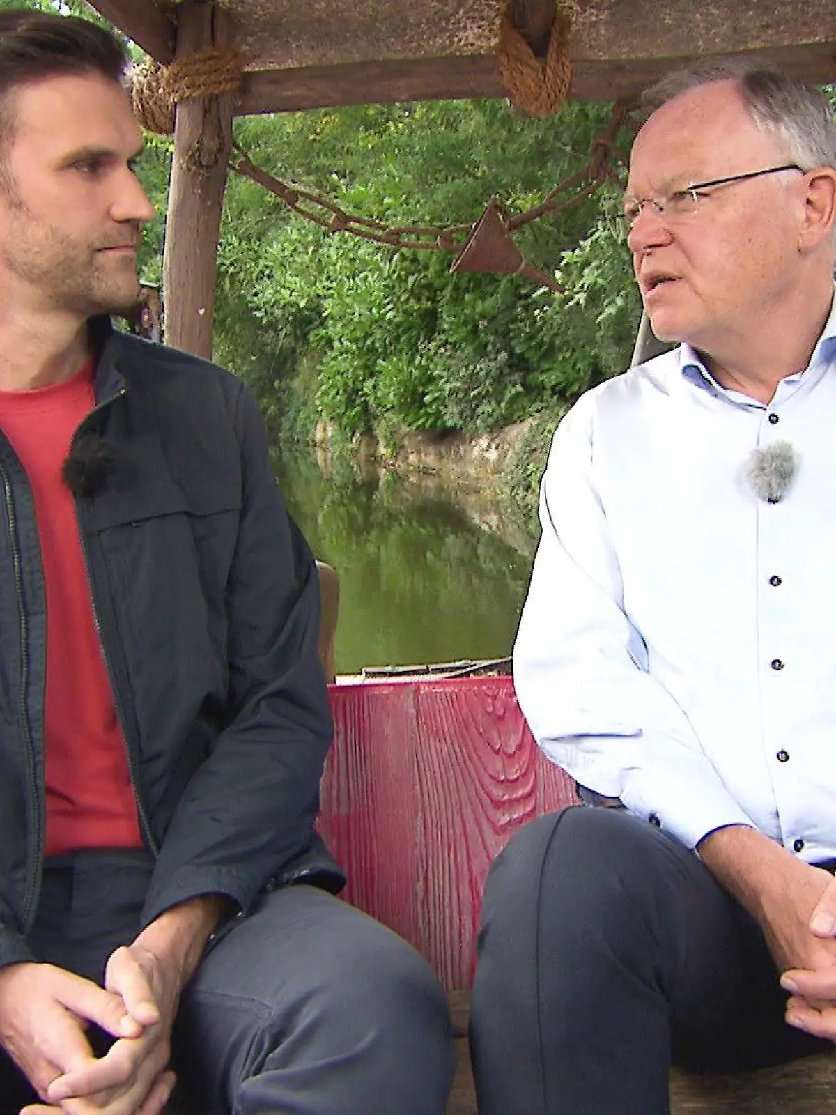 Ministerpräsident Stephan Weil im RTL Nord-Sommerinterview mit Moderator Alexander Gurgel.