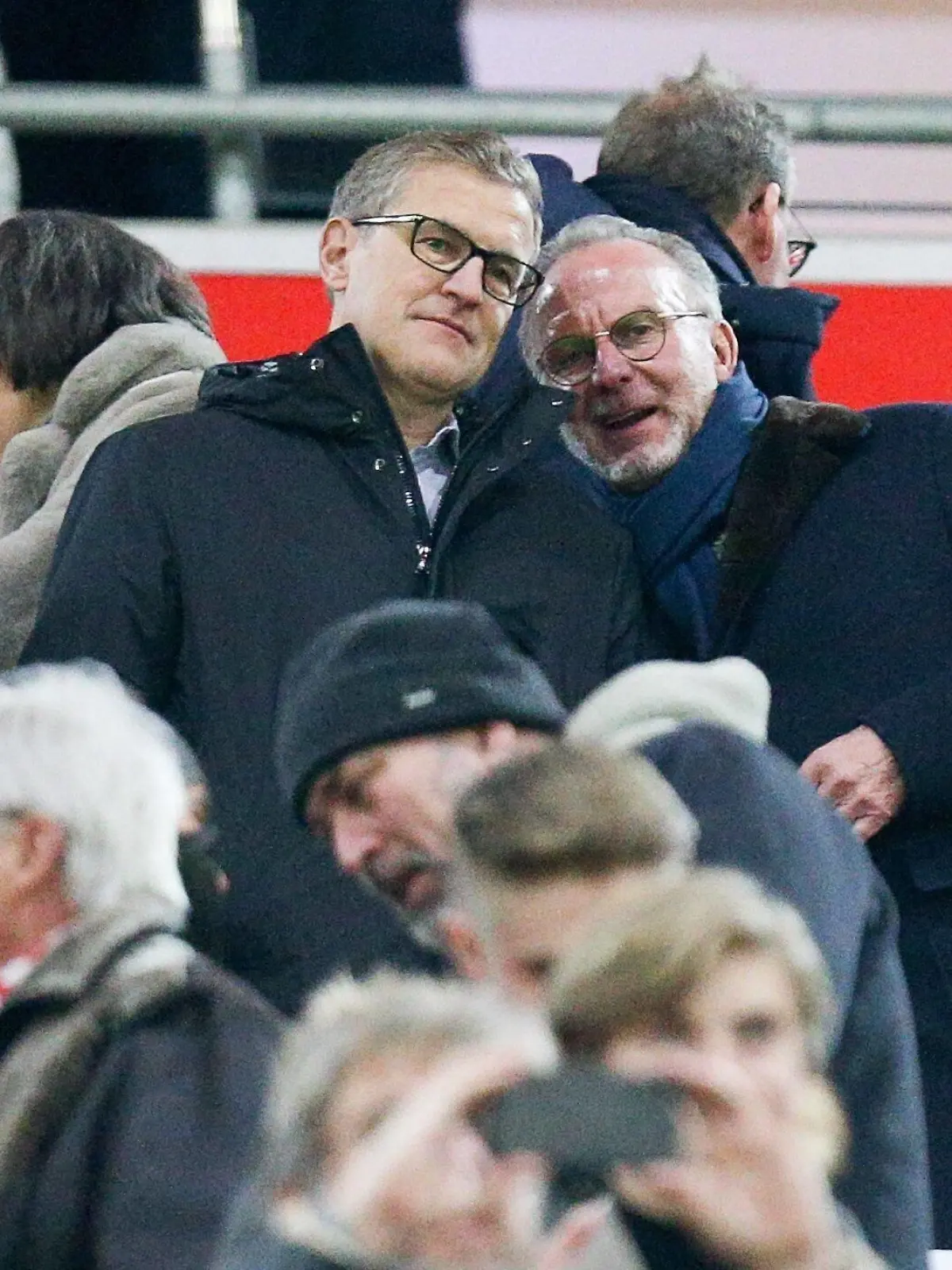 l-r: stellvertretenden Vorstandsvorsitzenden Jan-Christian Dreesen FC Bayern Muenchen und Vorstandsvorsitzender Karl-Heinz Rummenigge FC Bayern Muenchen, FC Bayern Muenchen vs. SC Paderborn 07, 1.Bundesliga, 21.02.2020, DFB regulations prohibit any use of photographs as image sequences and/or quasi-video Muenchen Bayern Deutschland *** l r Deputy Chairman of the Board Jan Christian Dreesen FC Bayern Muenchen and Chairman Karl Heinz Rummenigge FC Bayern Muenchen , FC Bayern Muenchen vs SC Paderborn 07, 1 Bundesliga, 21 02 2020, DFB regulations prohibit any use of photographs as image sequences and or quasi video Muenchen Bayern Deutschland Copyright: xkolbert-press/ChristianxKolbertx 