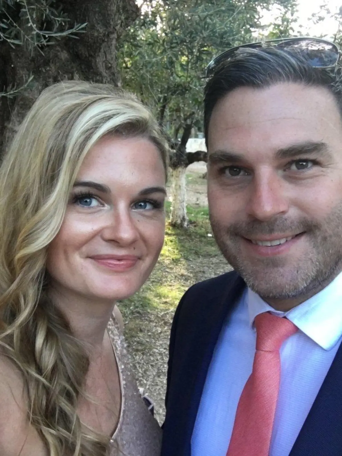 Melanie Hunter zusammen mit ihrem Ehemann.