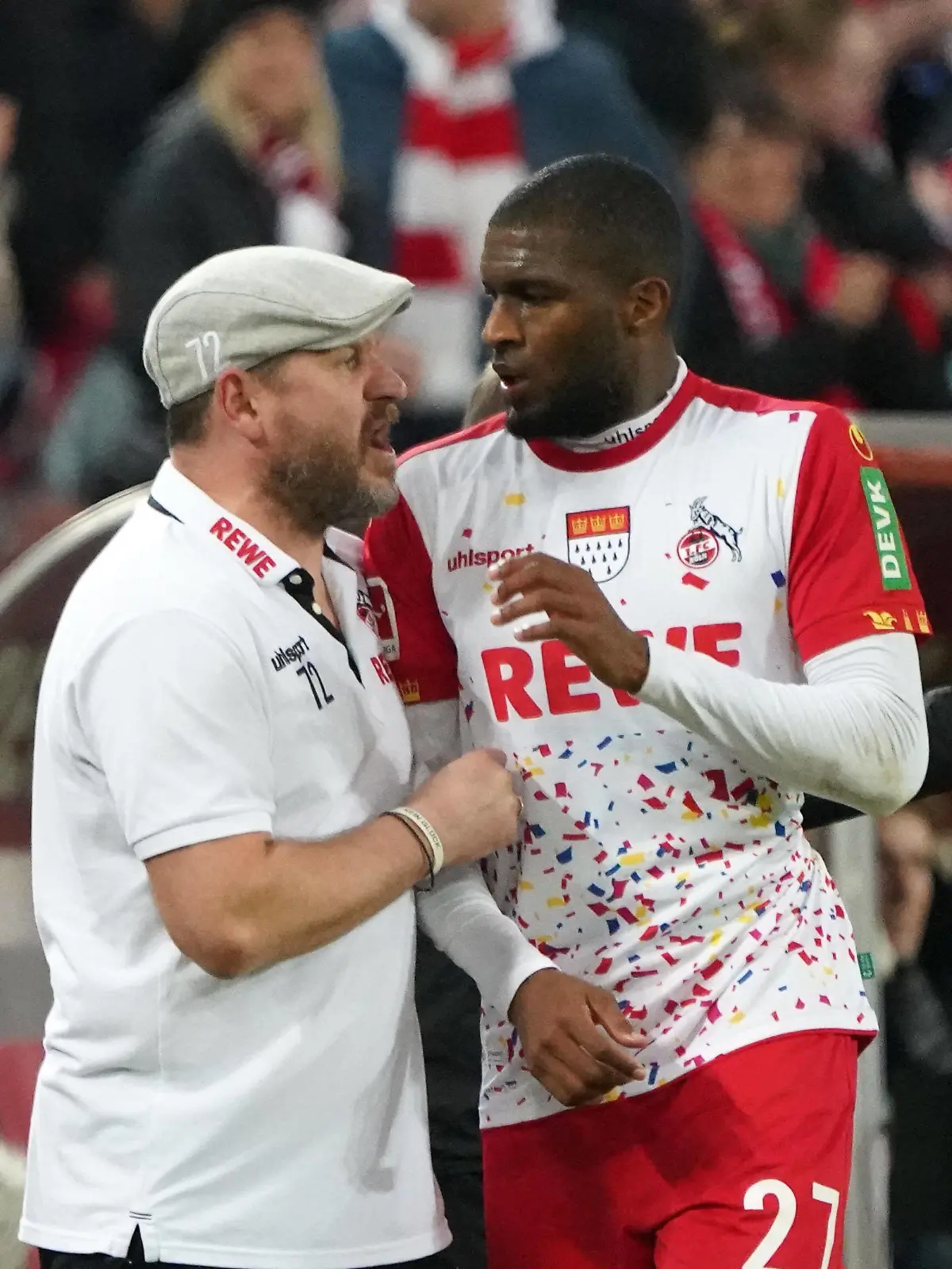  07.11.2021, Fussball GER, Saison 21/22, 1. Bundesliga, 11. Spieltag, 1.FC Köln -1.FC Union Berlin , Rheinenergiestadion Köln Steffen Baumgart Trainer , Anthony Modeste FC Köln, Foto Chai von der Laage DFL regulations prohibit any use of photographs as image sequences and/or quasi-video. EDITORIAL USE ONLY *** 07 11 2021, Football GER, Season 21 22, 1 Bundesliga, 11 Matchday, 1 FC Köln 1 FC Union Berlin , Rheinenergiestadion Köln Steffen Baumgart Trainer , Anthony Modeste FC Köln, Foto Chai von der Laage DFL regulations prohibit any use of photographs as image sequences and or quasi video EDITORIAL USE ONLY